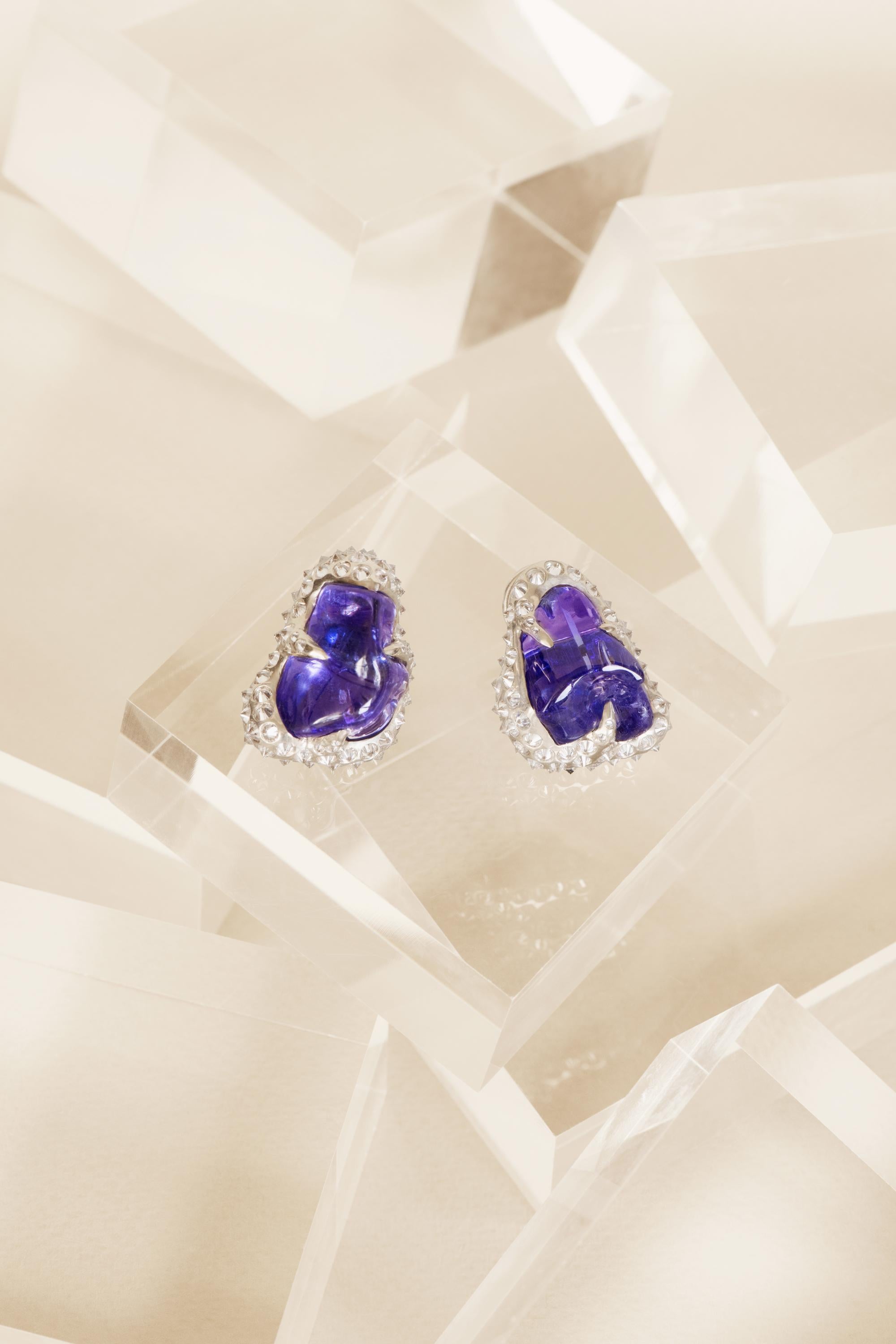  Manpriya B 52.58 carats Tanzanite Tumble Diamond 18K Gold Statement Earrings For Sale 1