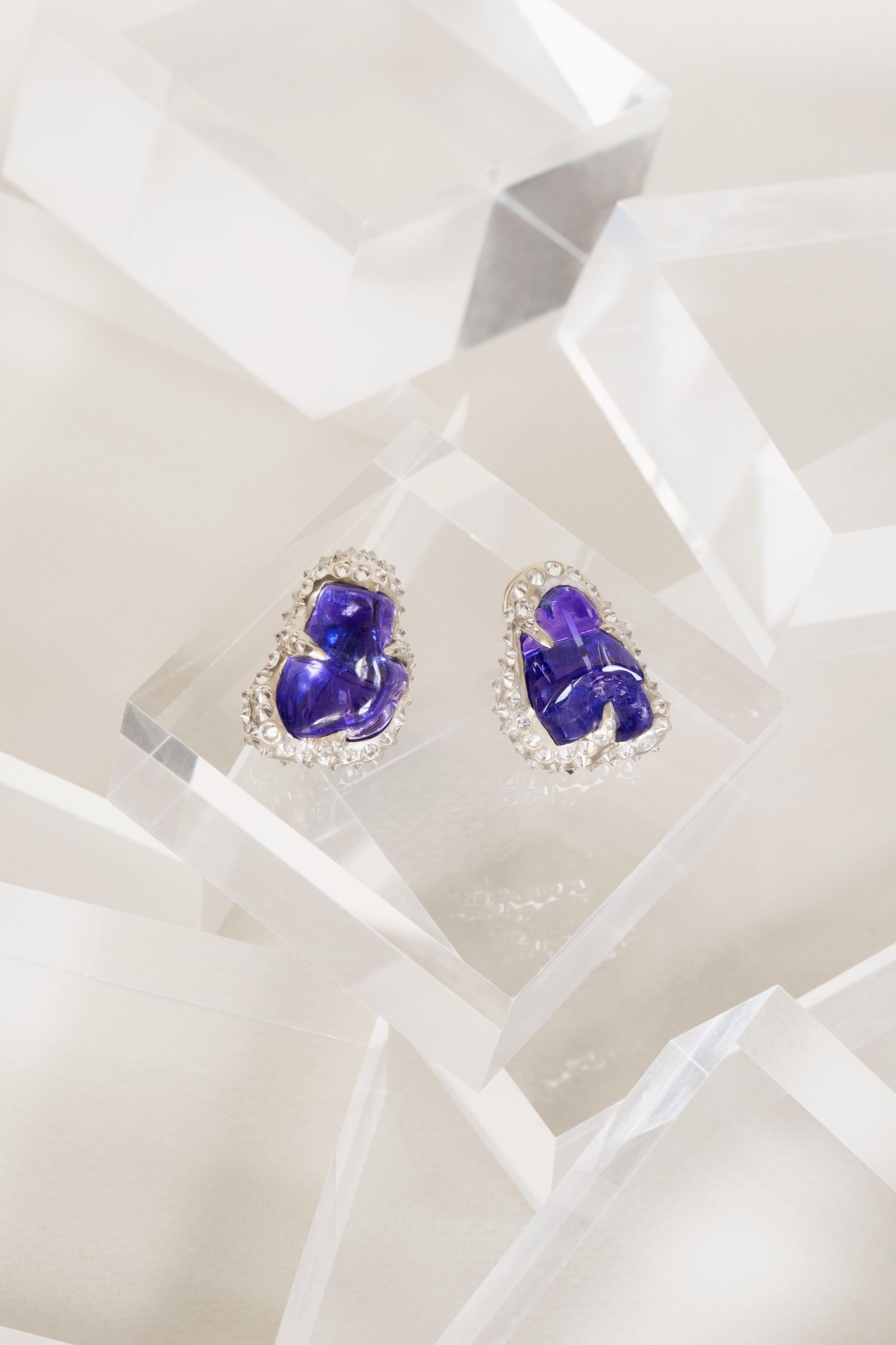  Manpriya B 52.58 carats Tanzanite Tumble Diamond 18K Gold Statement Earrings For Sale 2