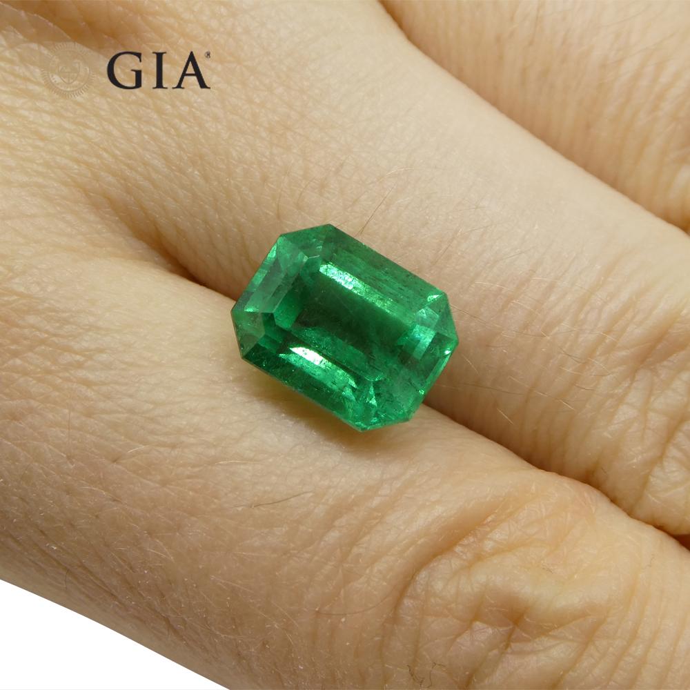 5.25ct Octagonal/Emerald Cut Green Emerald GIA Certified Zambia F1/Minor For Sale 6