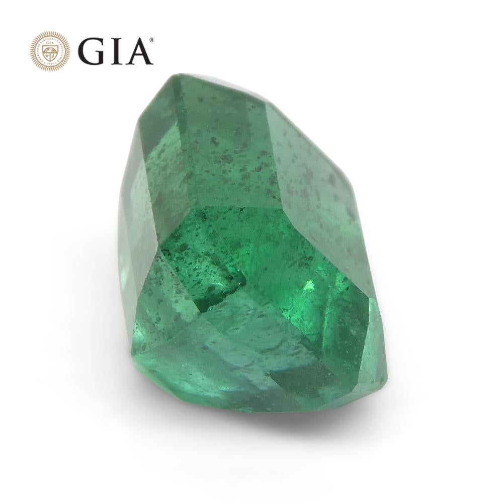 5.25ct Octagonal/Emerald Cut Green Emerald GIA Certified Zambia F1/Minor For Sale 2