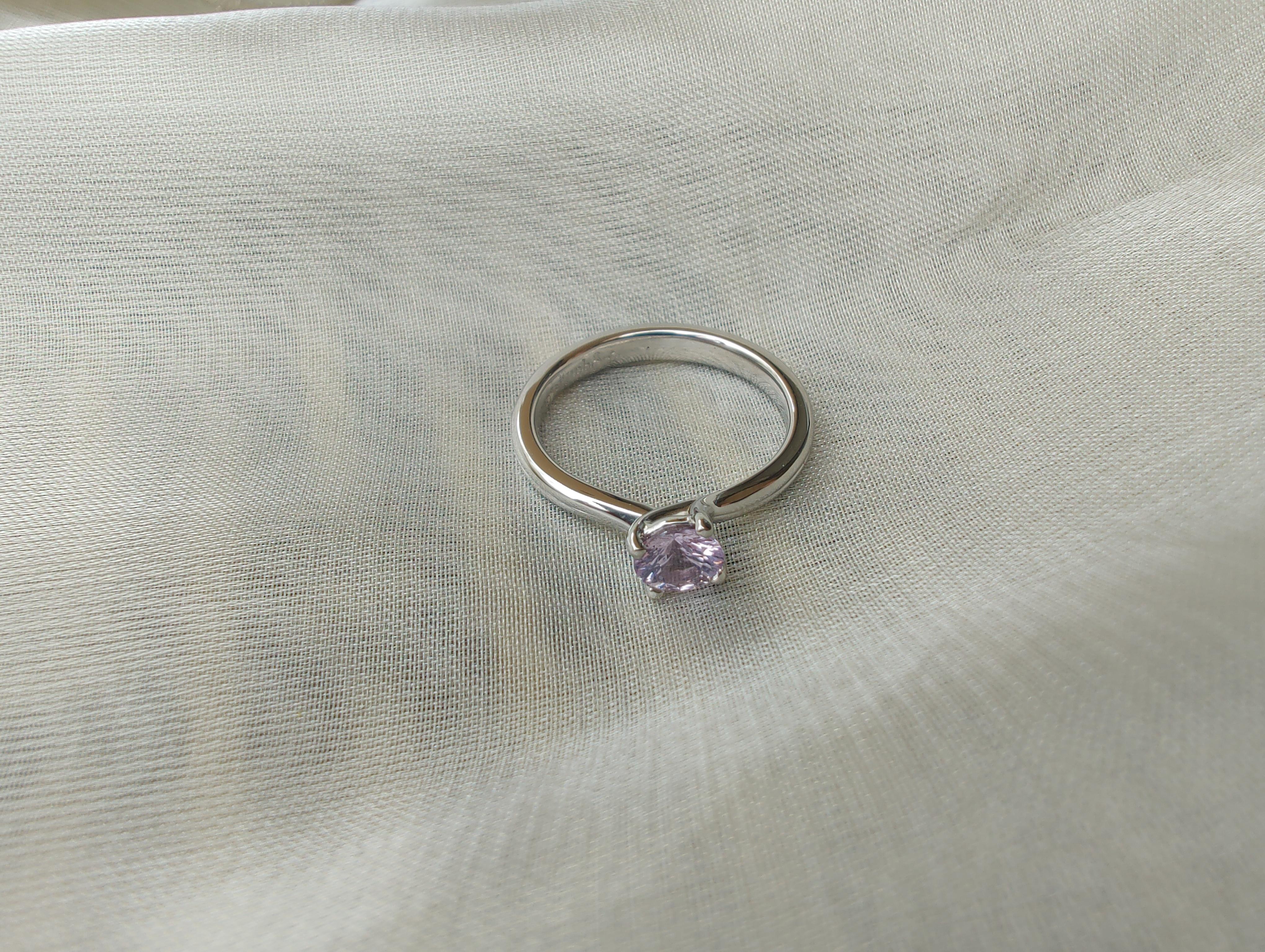 .525ct Pink Sapphire Solitaire Engagement Ring in 18ct White Gold For Sale 2