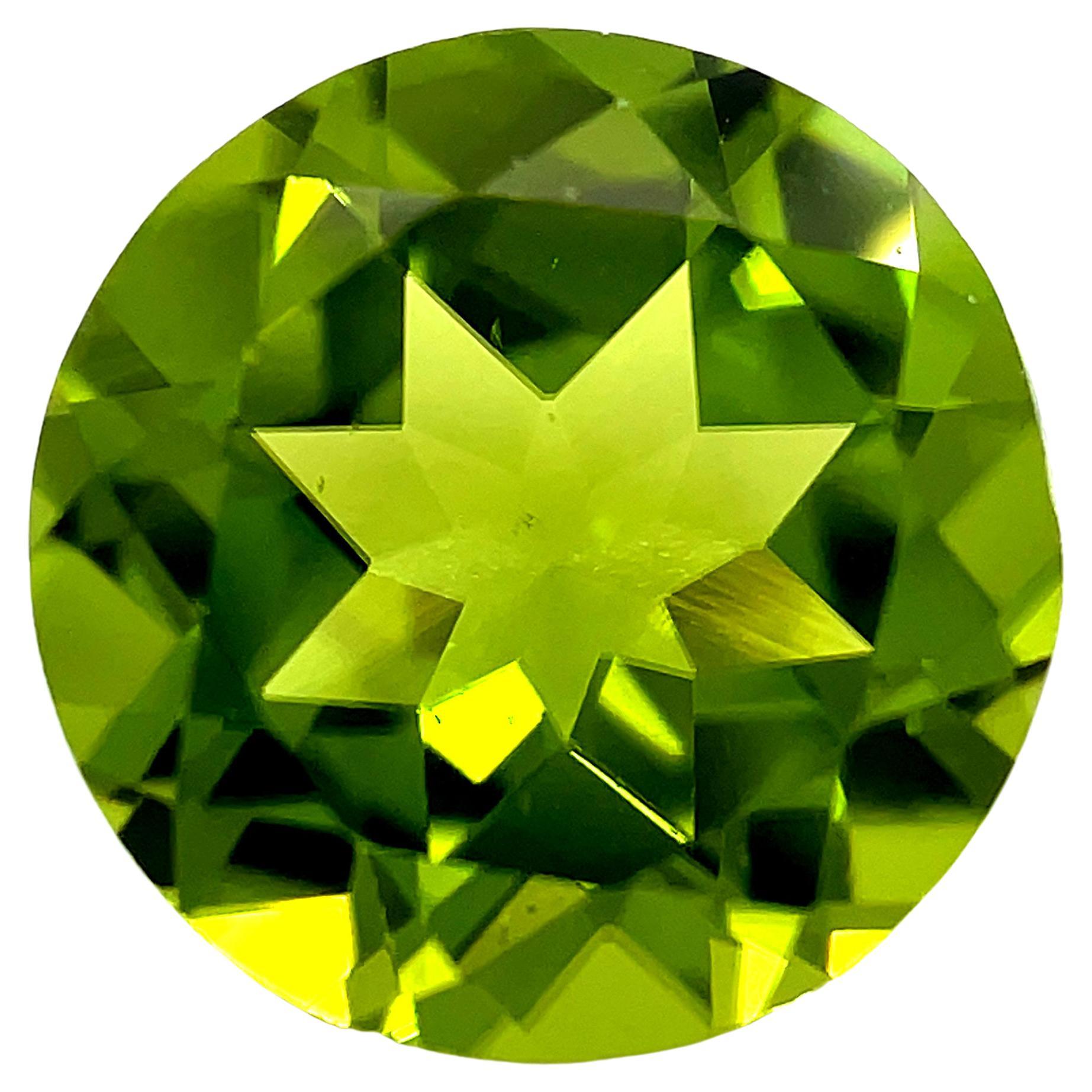 5.26 Carat Round Apple Green Peridot, Unset Loose Gemstone For Sale