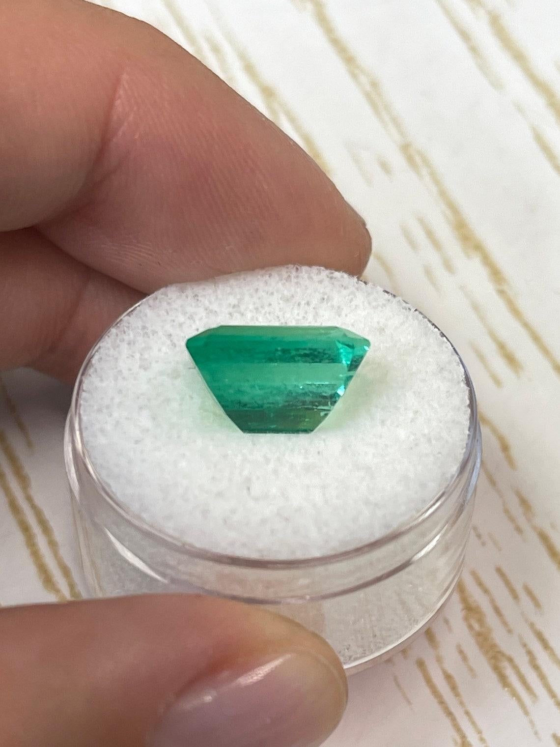 5,26ct Verde amarillento Muzo Gema colombiana talla esmeralda 12,5x8,2 Genuina Mayo en venta 2