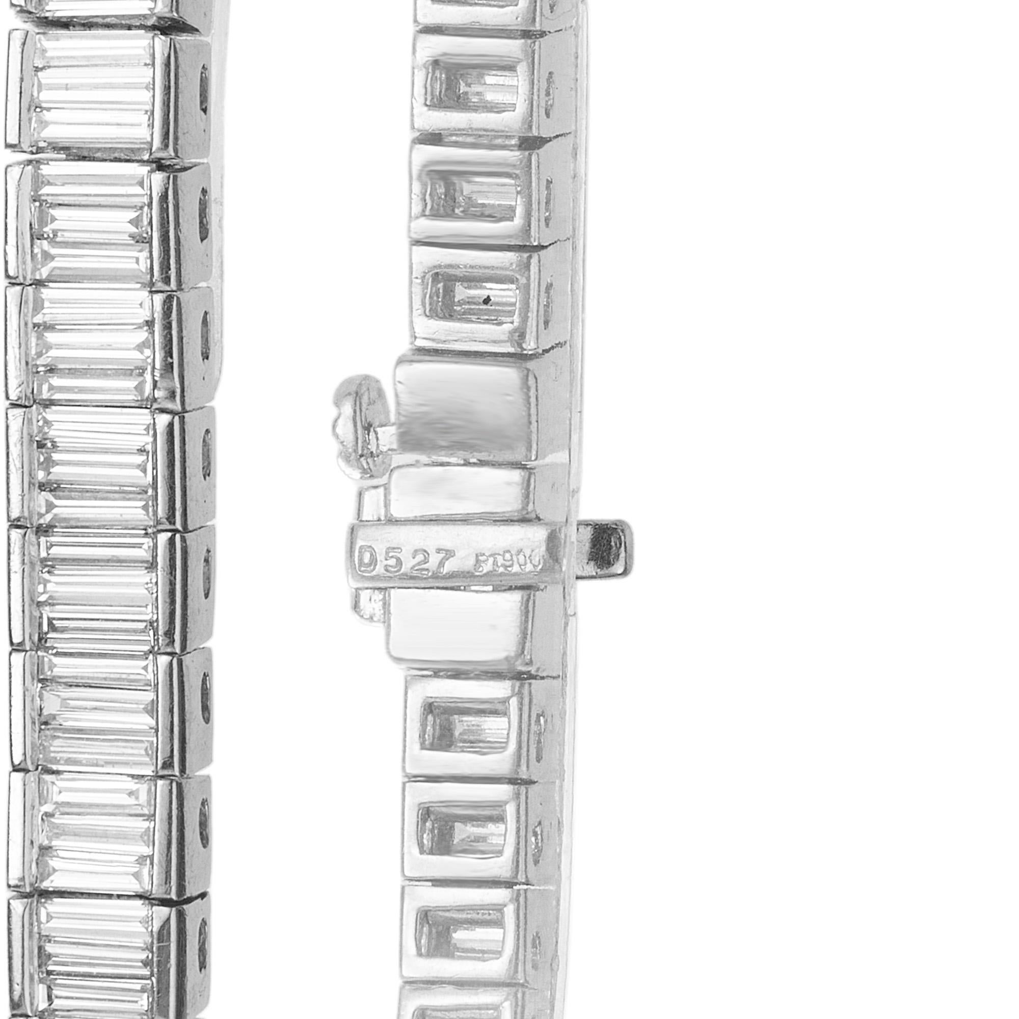5.27 Carat Emerald Cut Diamond Platinum Link Tennis Bracelet For Sale 2