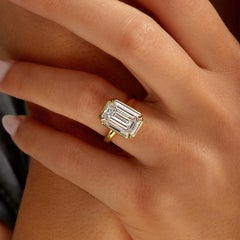 5,27 Karat Smaragd-Schliff Statement 18K Gelbgold Refined Grandeur