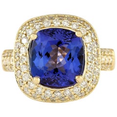 Natural Tanzanite 14 Karat Yellow Gold Diamond Ring