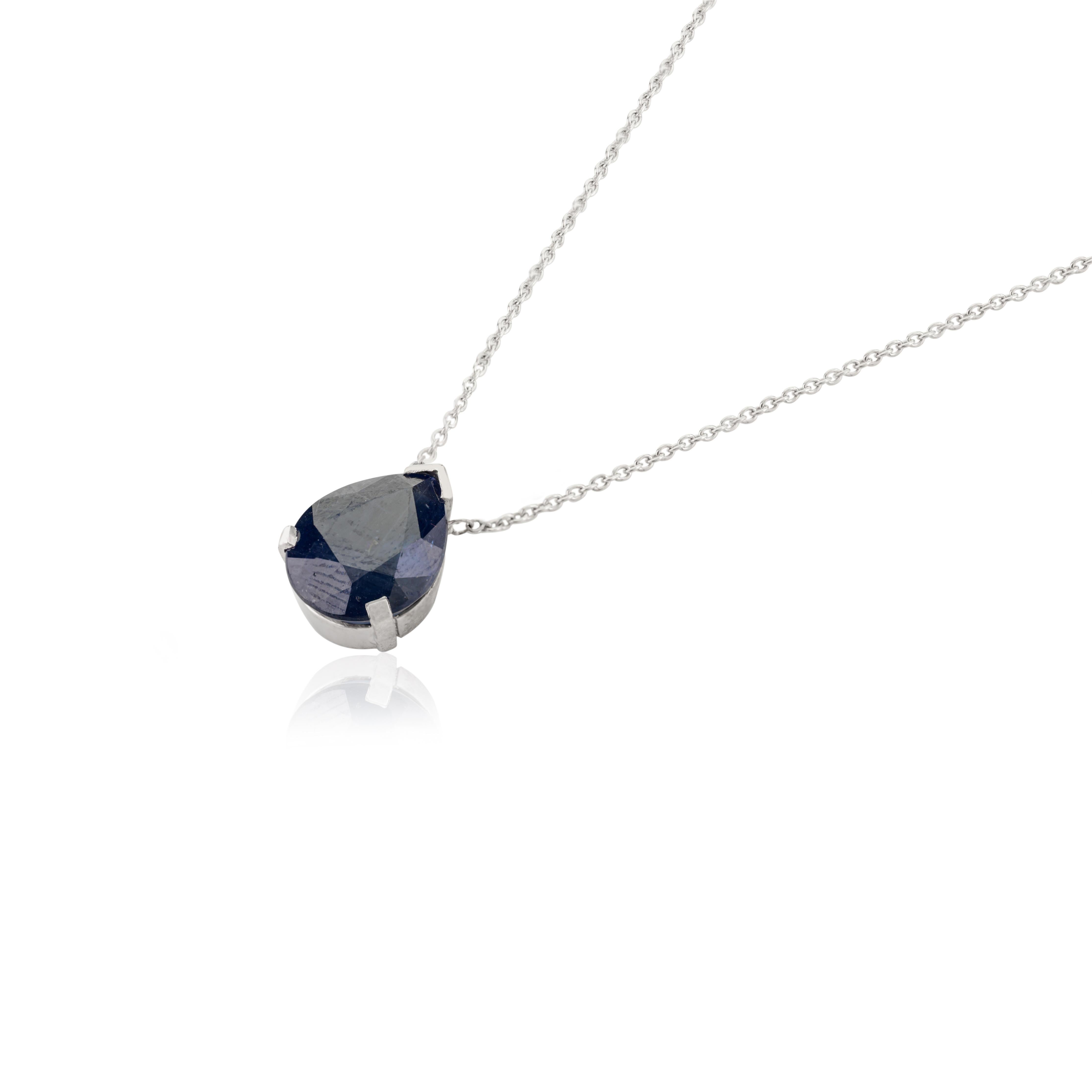 Women's 5.27Carats Pear Cut Blue Sapphire Pendant Necklace with Chain in 18K White Gold For Sale