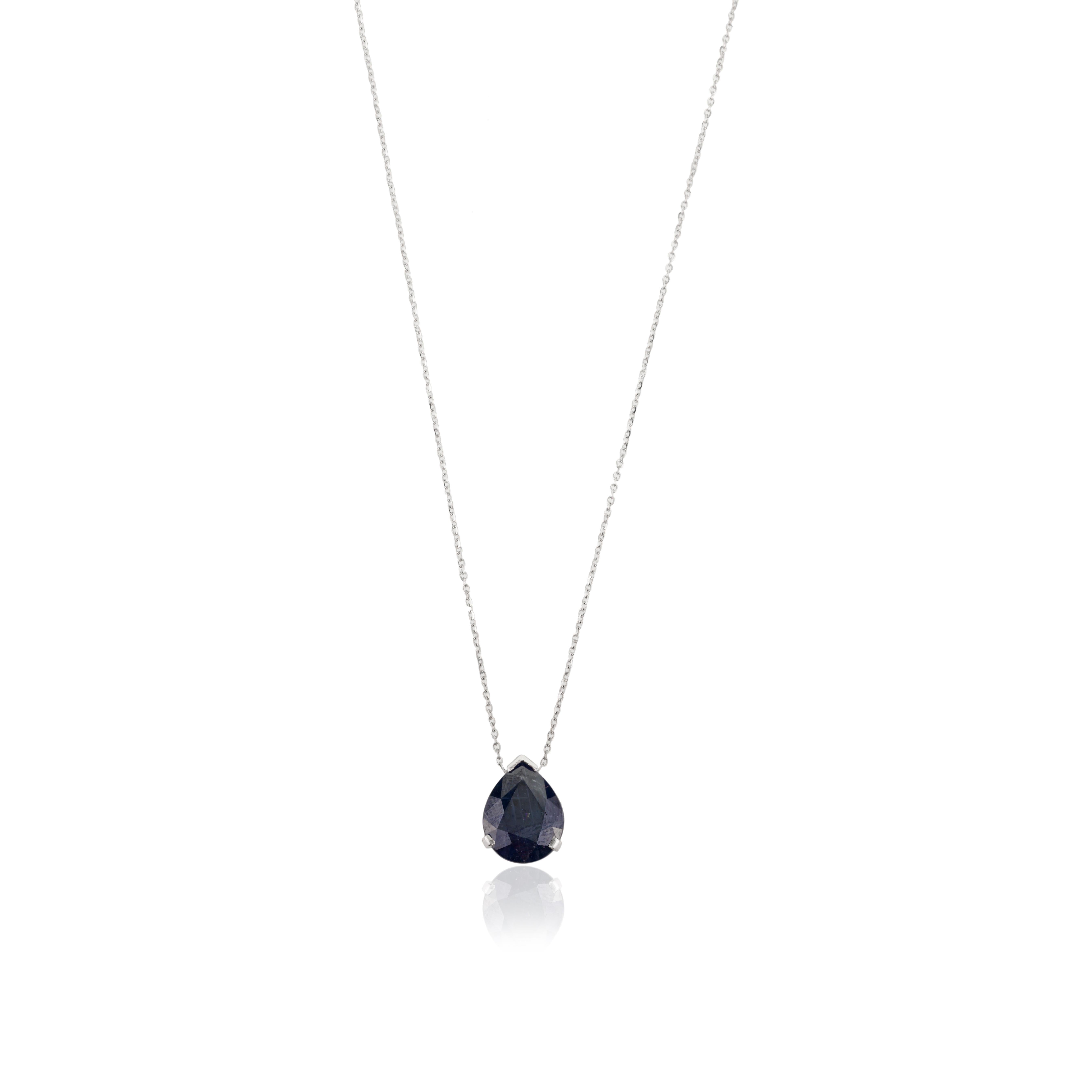 5.27Carats Pear Cut Blue Sapphire Pendant Necklace with Chain in 18K White Gold For Sale 2
