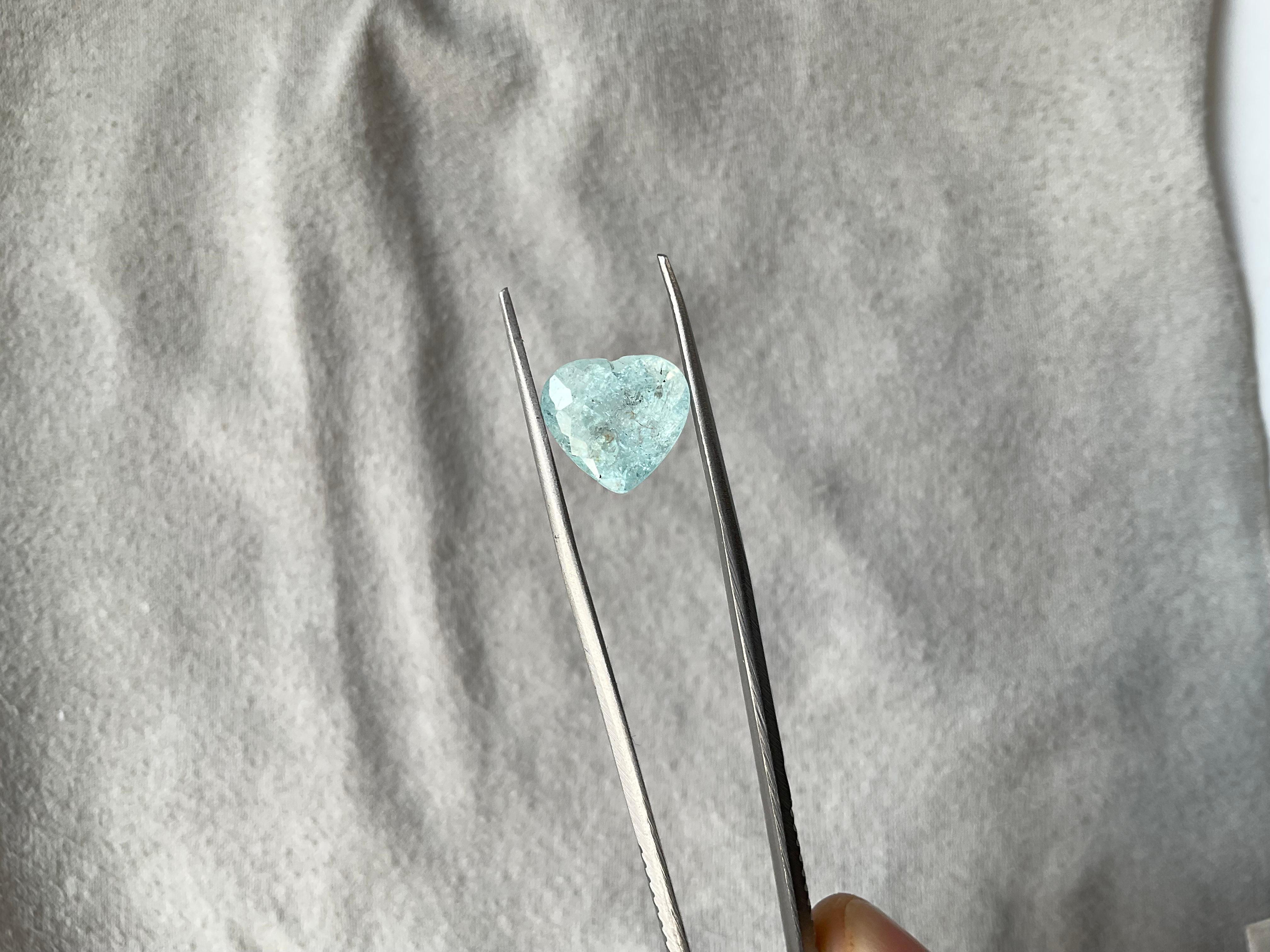 Women's or Men's 5.28 Carats Paraiba Tourmaline Heart Cut Stone for Fine Jewelry Natural gemstone For Sale