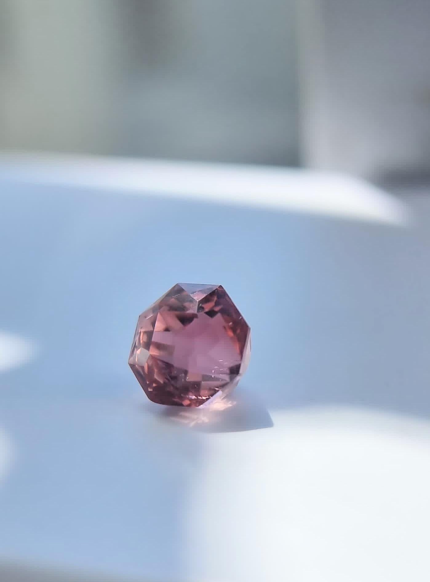 5,28ct Rosa Achteckiger Schliff Natürlicher Turmalin Loser Edelstein im Angebot 4