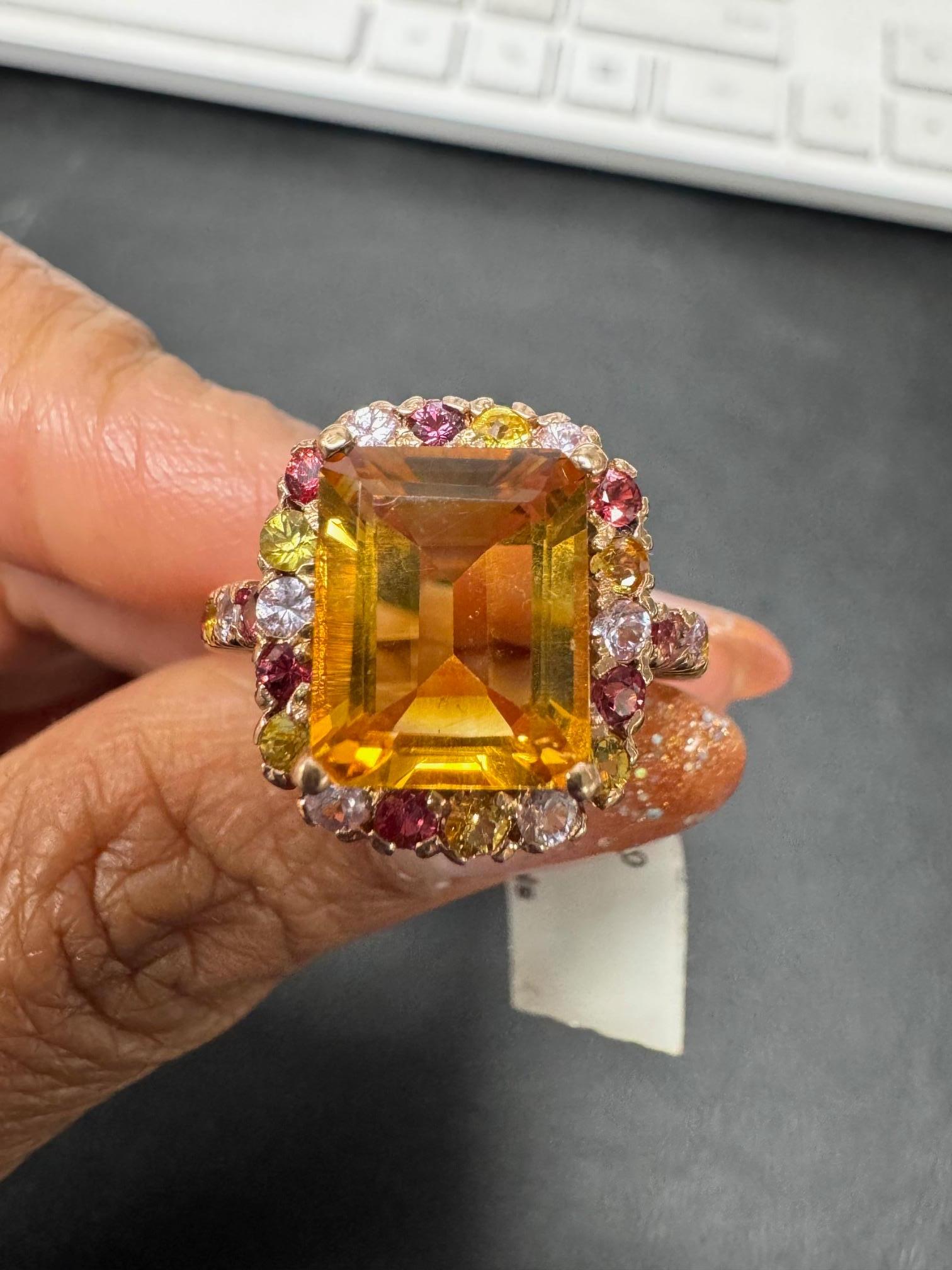 5.29 Carat Emerald Cut Citrine Sapphire Rose Gold Ring en vente 5