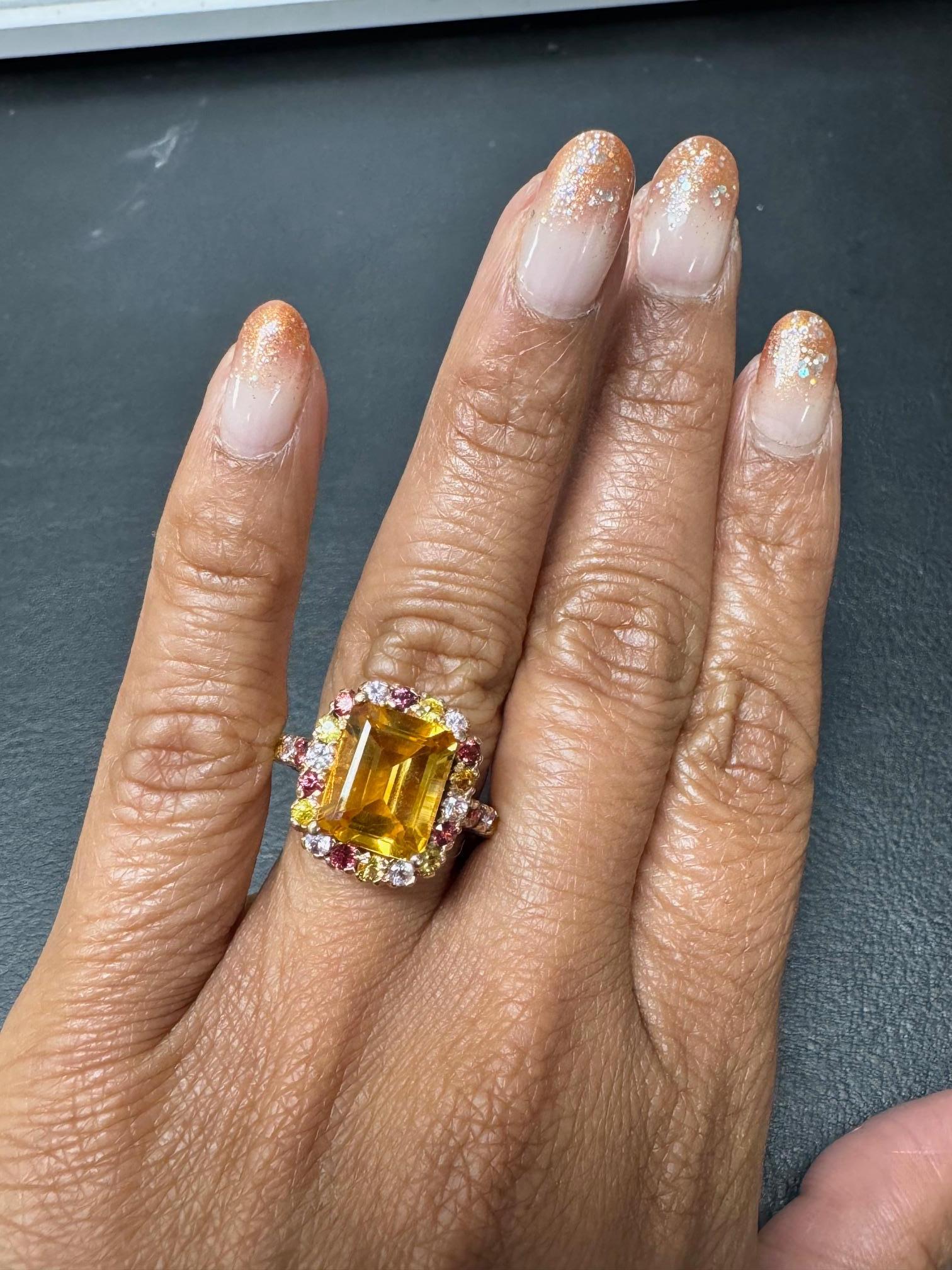 5.29 Carat Emerald Cut Citrine Sapphire Rose Gold Ring en vente 3