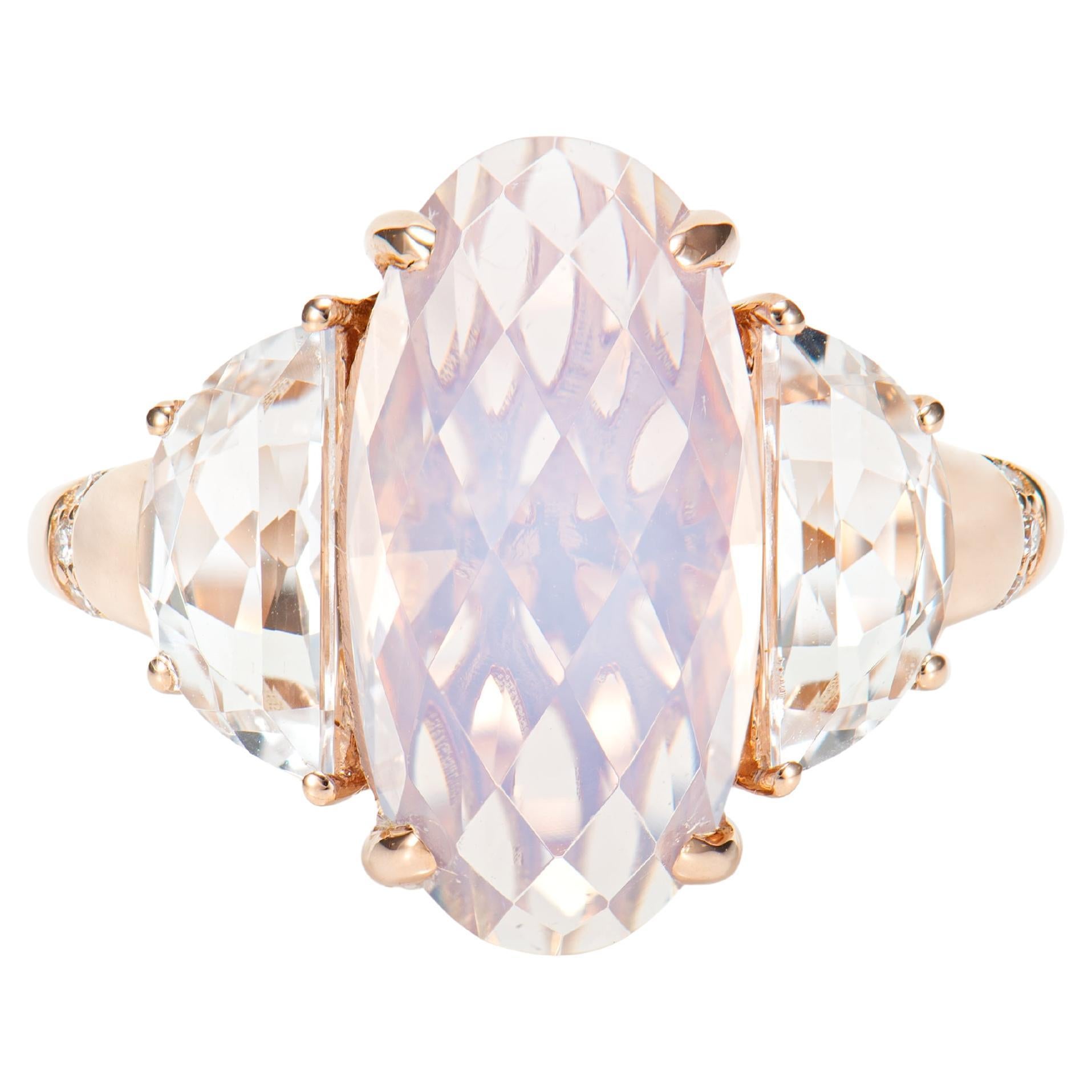 Antiker Ring aus 5,29 Karat lavendelfarbenem Quarz in 18KRG mit weißem Topas und Diamant.