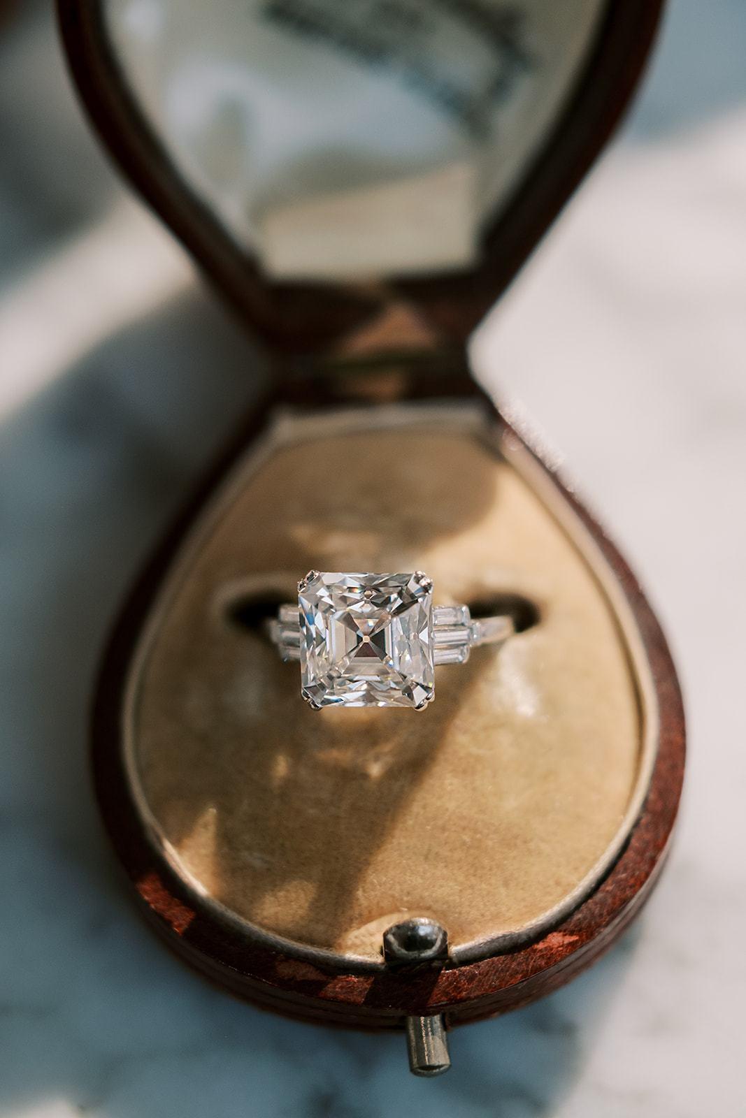 Women's 5.29ct Asscher Cut Diamond Art Deco Ring For Sale