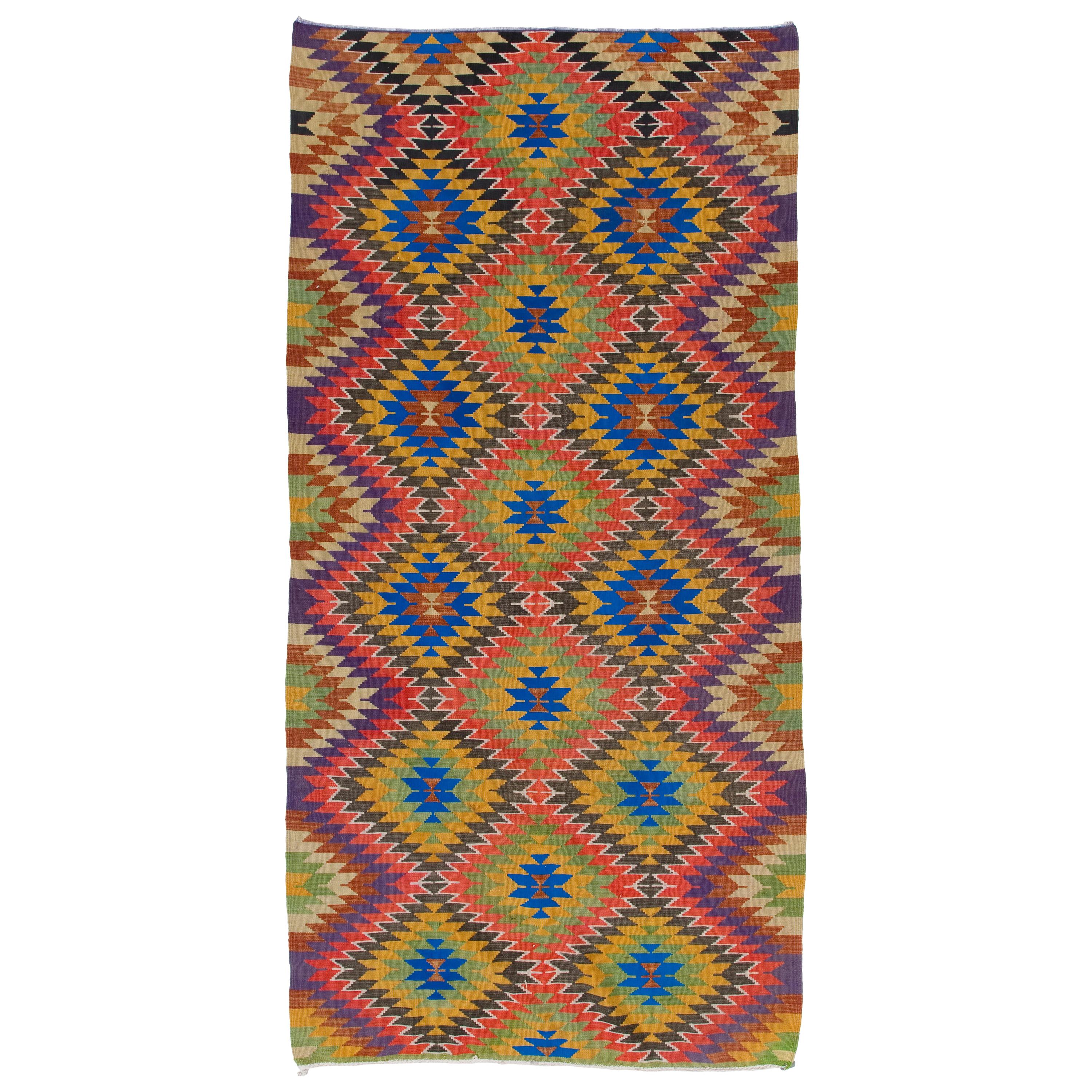 5.2x10.4 Ft Dazzling Vintage Kilim Rug. Unique Flatweave Carpet, Floor Covering For Sale