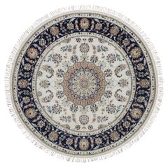 5
2"x5
2" Ivory Nain Flower Design Wool 
Silk Hand Knotted Round Oriental Rug
