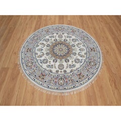 5'2"x5'2" Ivory Nain Flower Medallion Design Wool & Silk Hand Knotted Round Rug