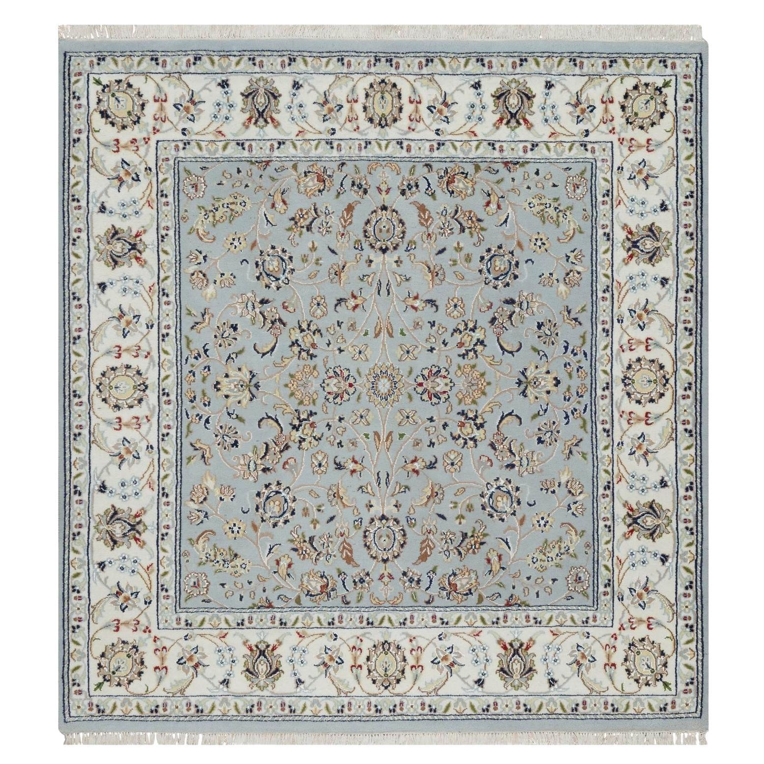 5'2'x5'2" Light Blue Nain Flower Design Wool and Silk Hand Knotsted Square Rugs (tapis carré en laine et soie)
