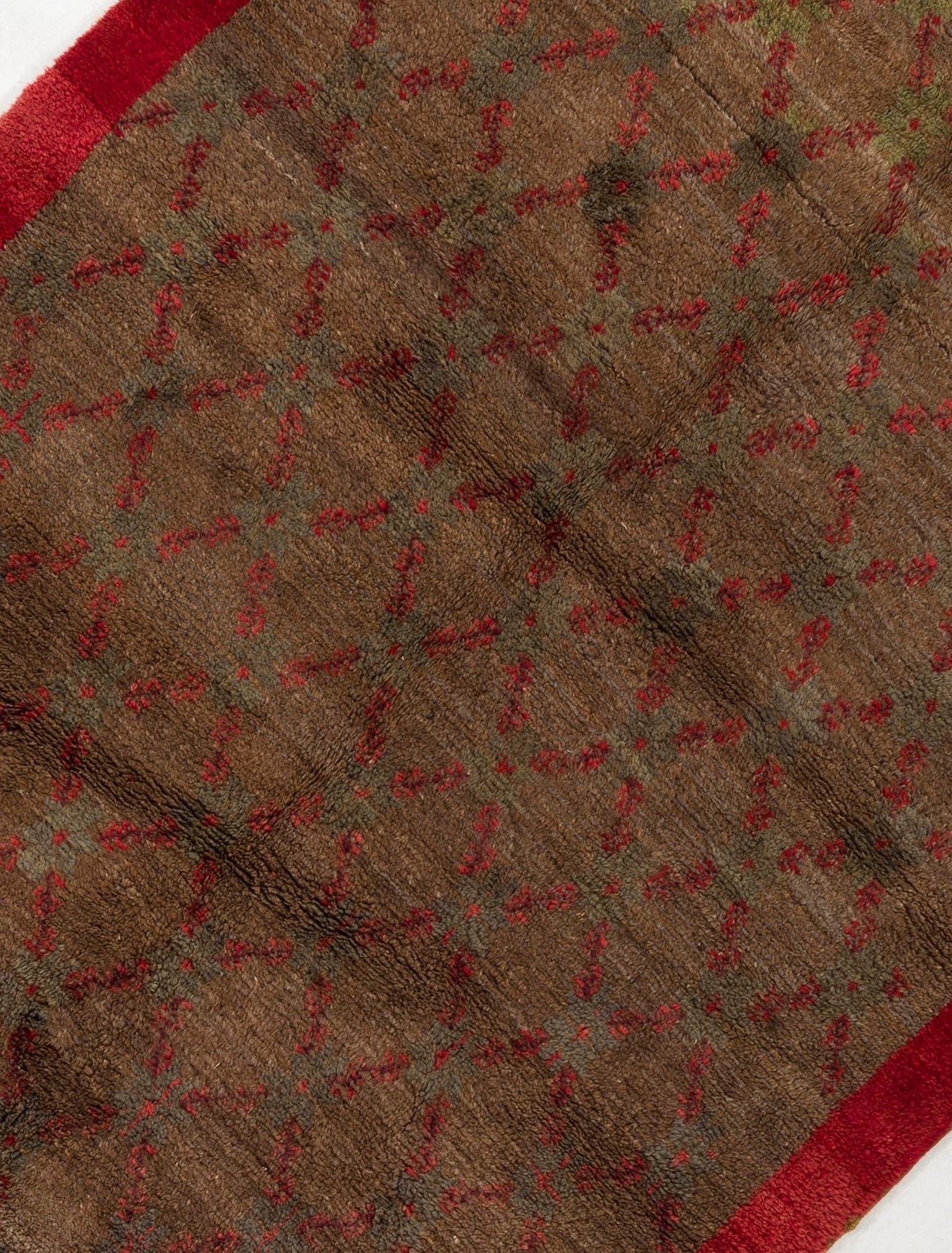 20ième siècle Tapis en laine Tulu 5,2x7 Ft fait à la main avec motif floral en treillis de couleur camel et rouge en vente
