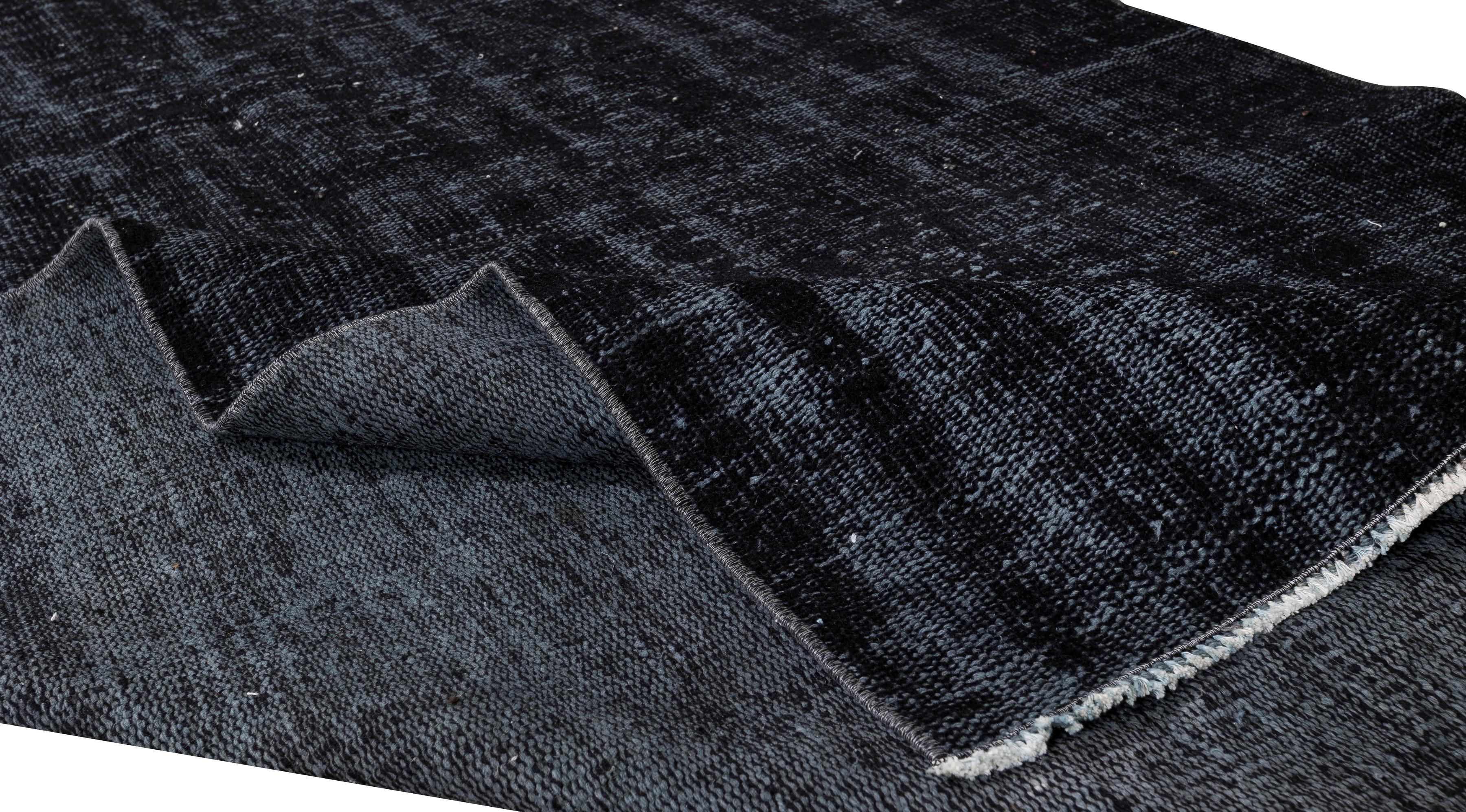 5.2x8.2 Ft Plain Solid Black Wool Area Rug, Contemporary Turkish Handmade Carpet (Türkisch) im Angebot