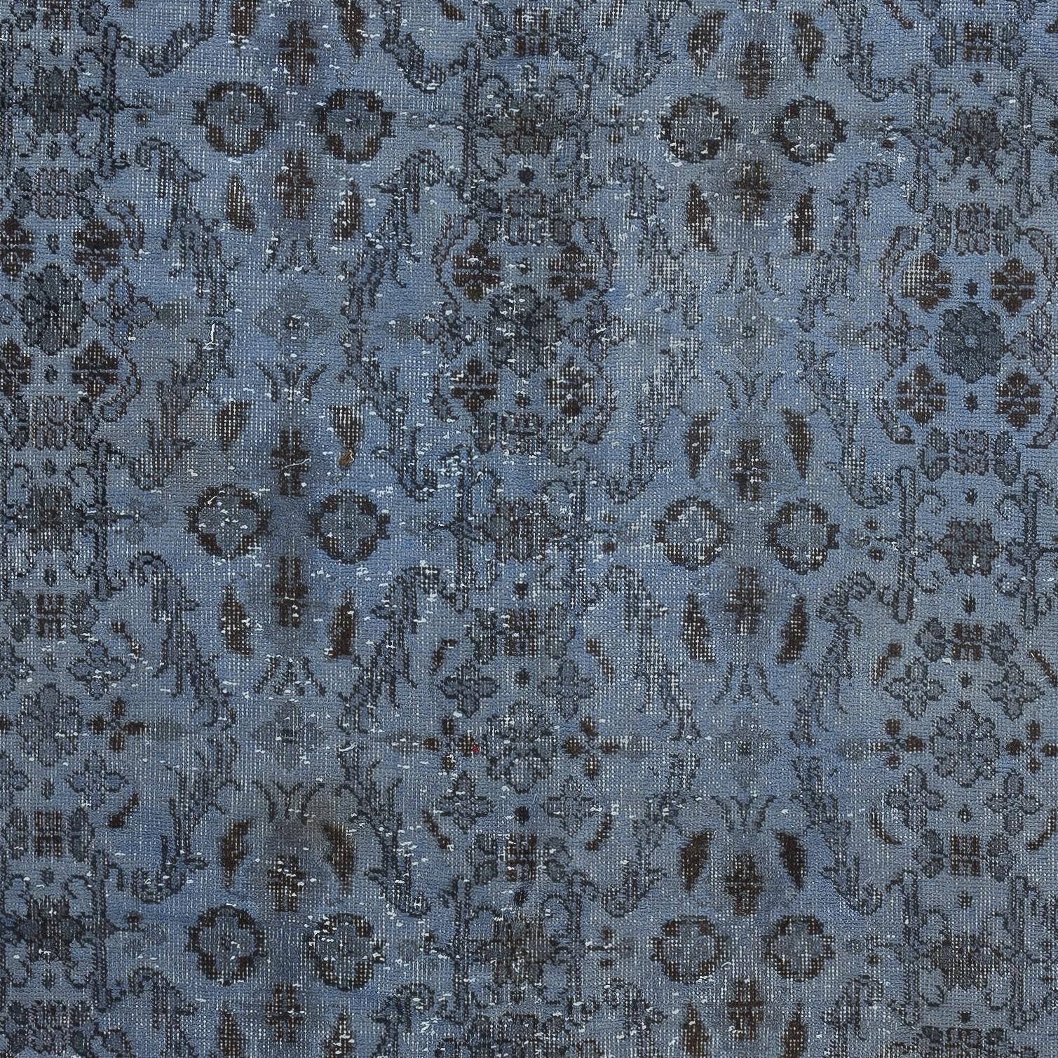5.2x8.4 Ft Contemporary Handmade Blue Color Turkish Area Rug with Floral Design In Good Condition For Sale In Spring Valley, NY