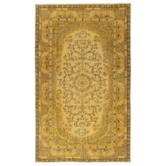 Tappeto vintage sovratinto giallo 5.2x8.6 Ft. Tappeto annodato a mano per interni moderni