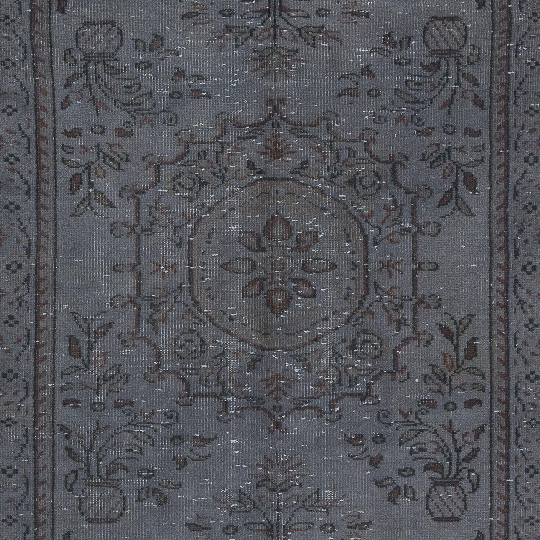 5.2x8.8 Ft Contemporary Handmade Turkish Wool Area Rug in Grey & Brown Tones In Good Condition For Sale In Philadelphia, PA