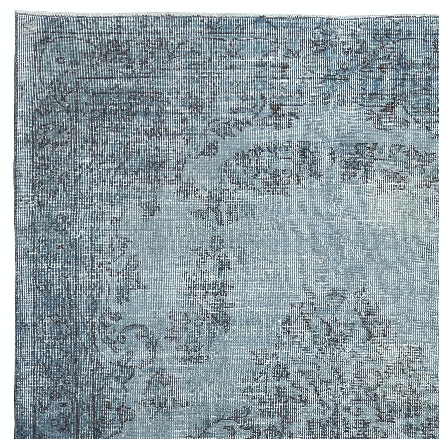 5.2x8.8 Ft Light Blue Color Handmade Turkish Wool Area Rug for Modern Interiors In Good Condition For Sale In Spring Valley, NY