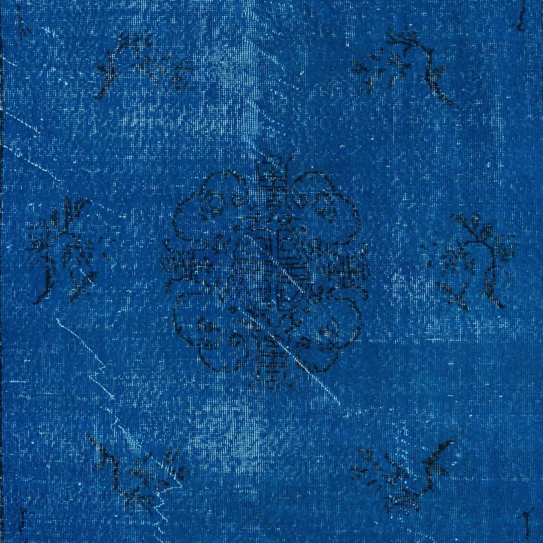 Moderner blauer Teppich 5.2x8.8 Ft mit chinesischem Art-Déco-Design, handgefertigt in der Türkei (Türkisch) im Angebot