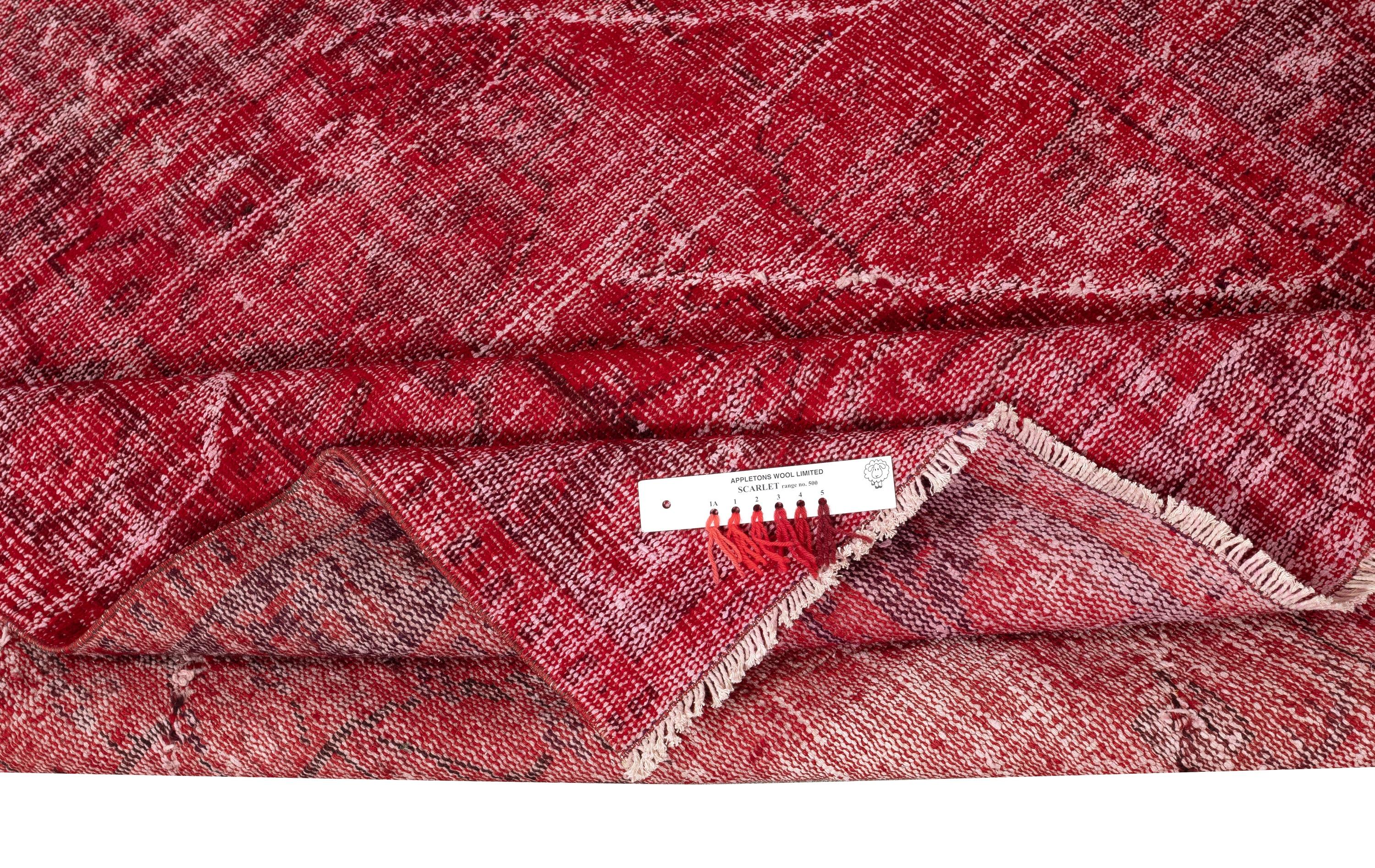 5.2x8.8 Ft Moderner roter türkischer Teppich. Handgefertigter Vintage-Teppich für das Wohnzimmer (Türkisch) im Angebot