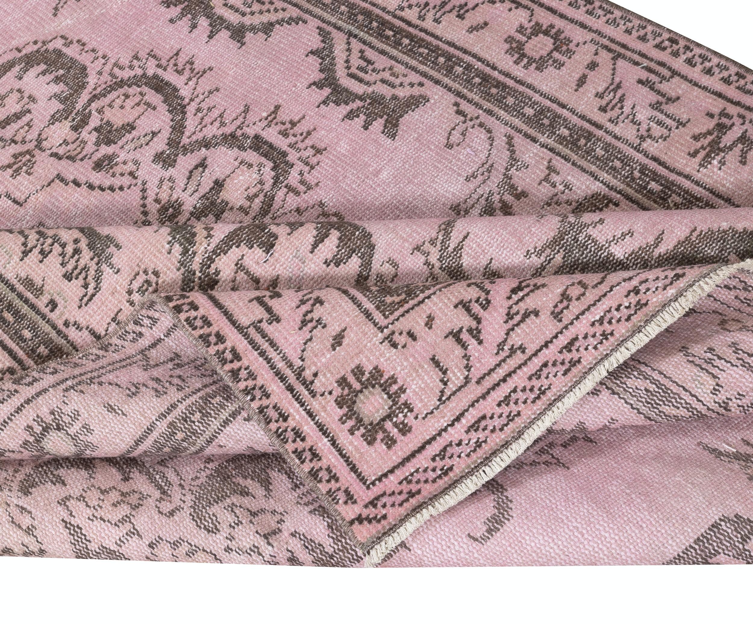 Moderne 5.2x9 Ft Contemporary Wool Area Rug in Pink Color. Noué à la main en Turquie en vente