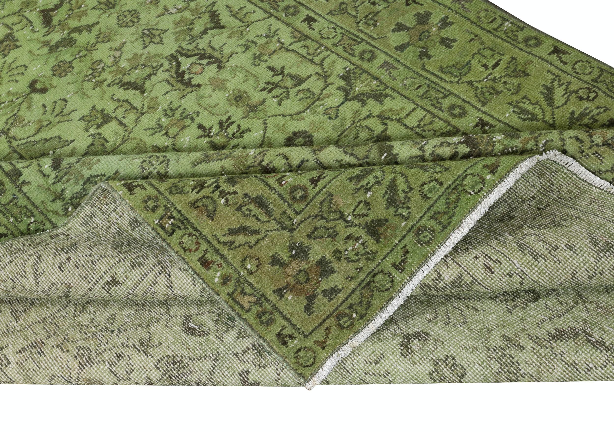 Turkish 5.2x9.3 Ft Vintage Floral Design Handmade Rug dyed in Green 4 Modern Interiors For Sale