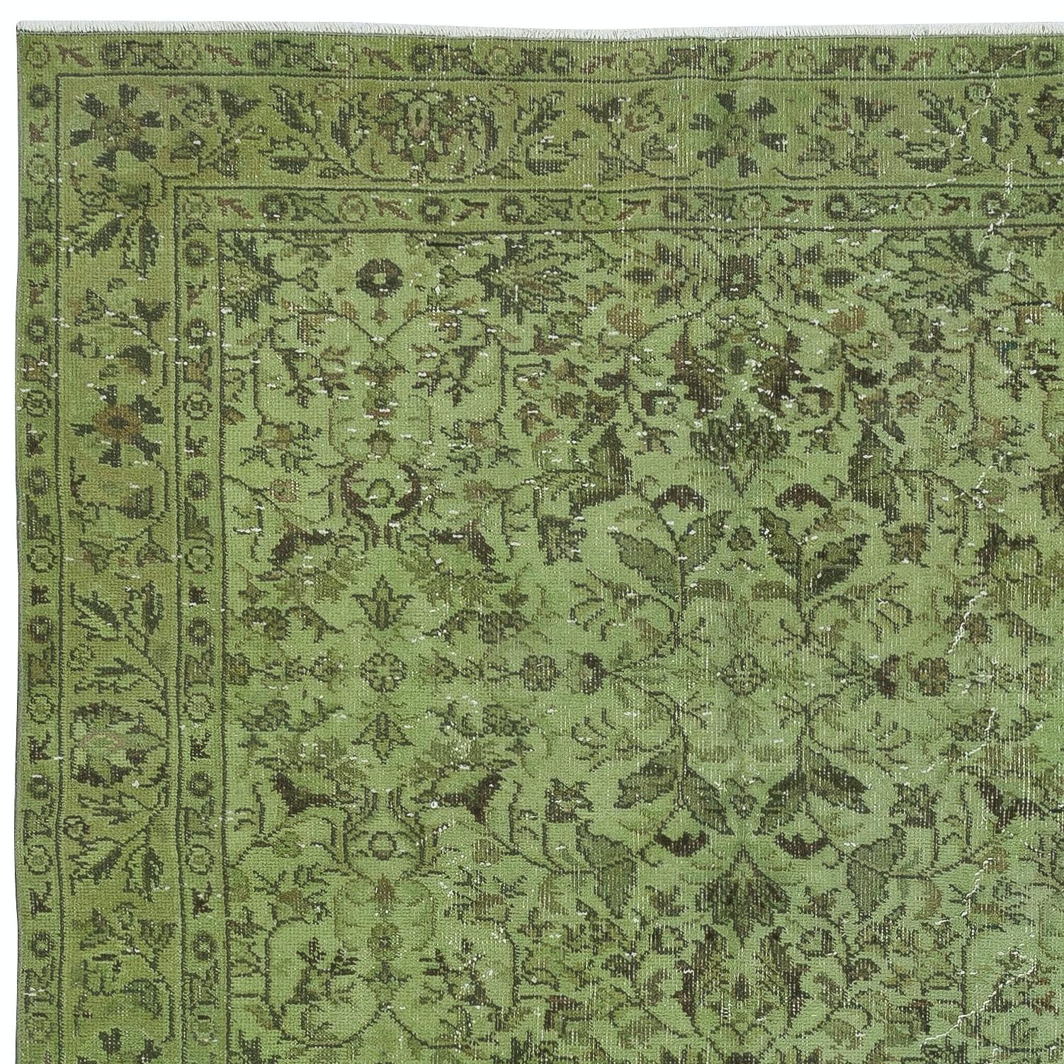 Hand-Knotted 5.2x9.3 Ft Vintage Floral Design Handmade Rug dyed in Green 4 Modern Interiors For Sale