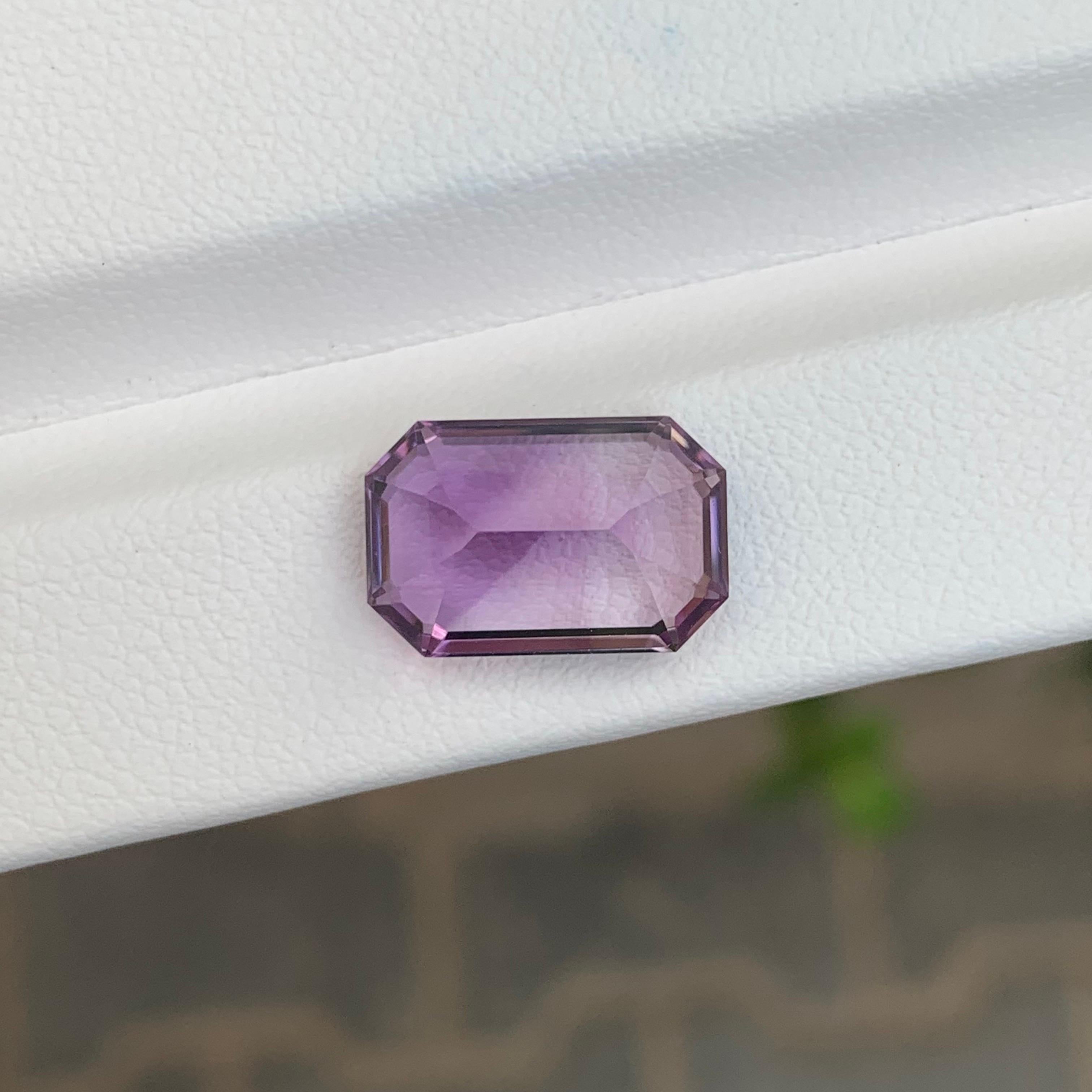 5.30 Carat Natural Loose Amethyst Emerald Shape Gemstone For Sale 4