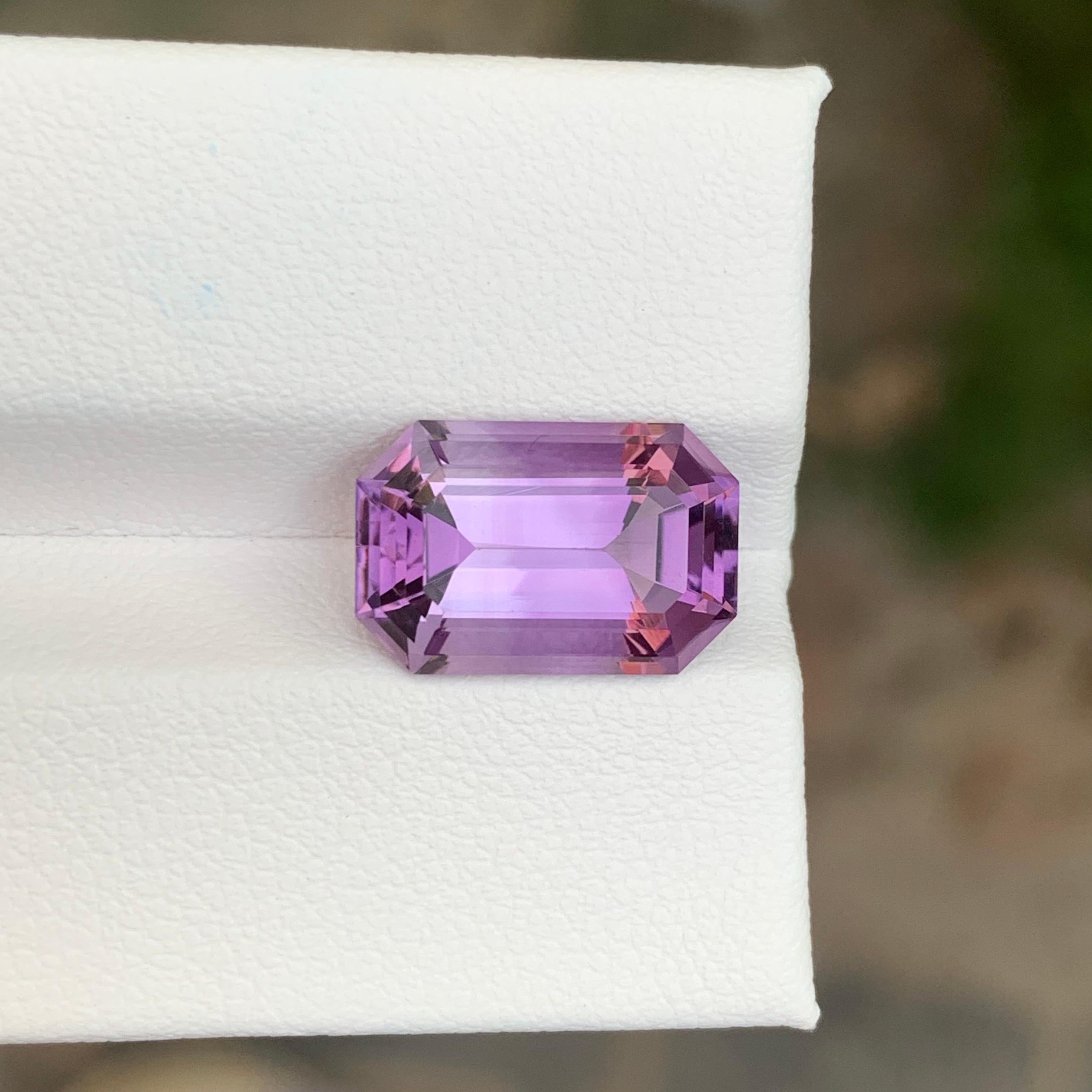 5.30 Carat Natural Loose Amethyst Emerald Shape Gemstone For Sale 1