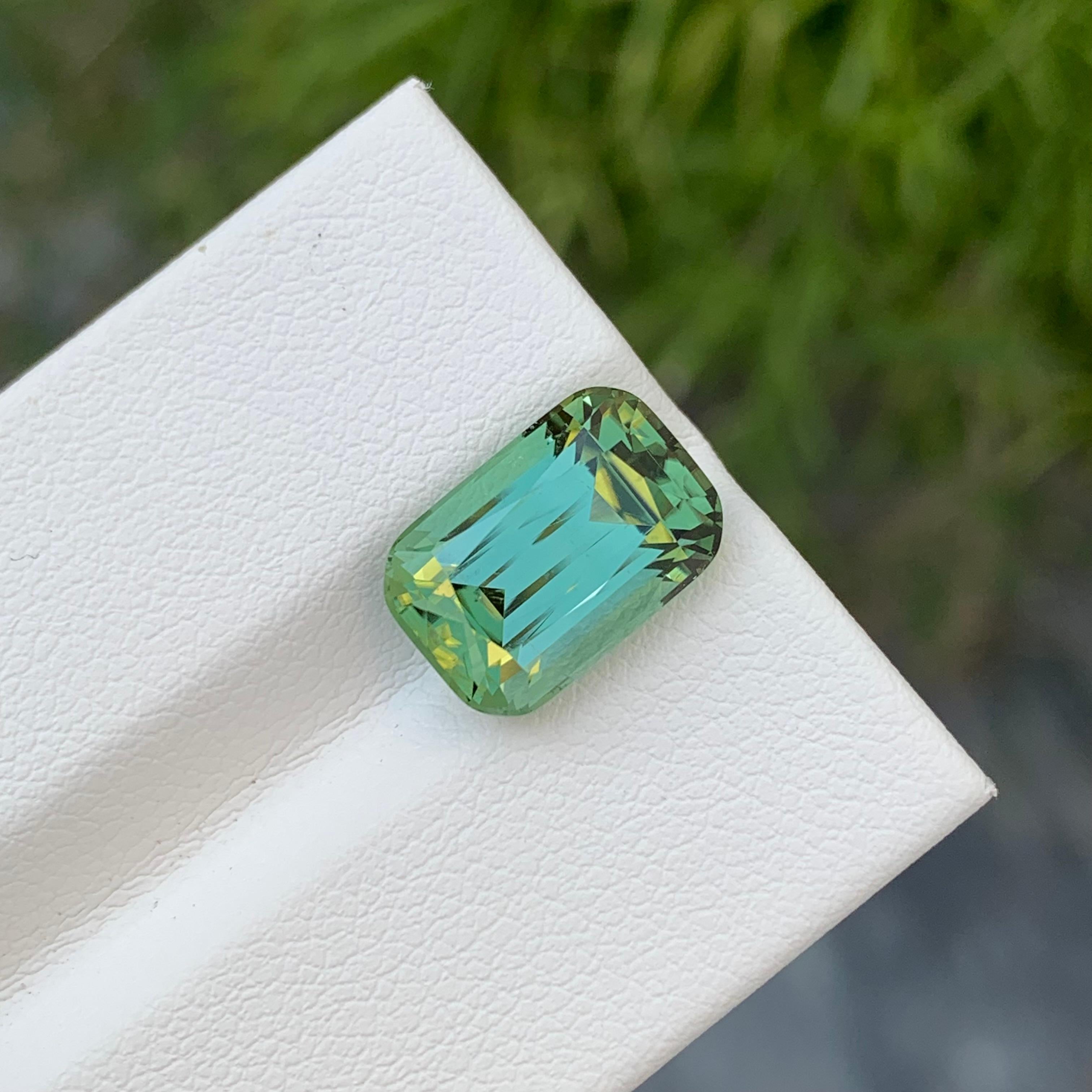 Top AAA 5,30 carati di tormalina verde menta brillante sciolta naturale a forma di cuscino in vendita 3