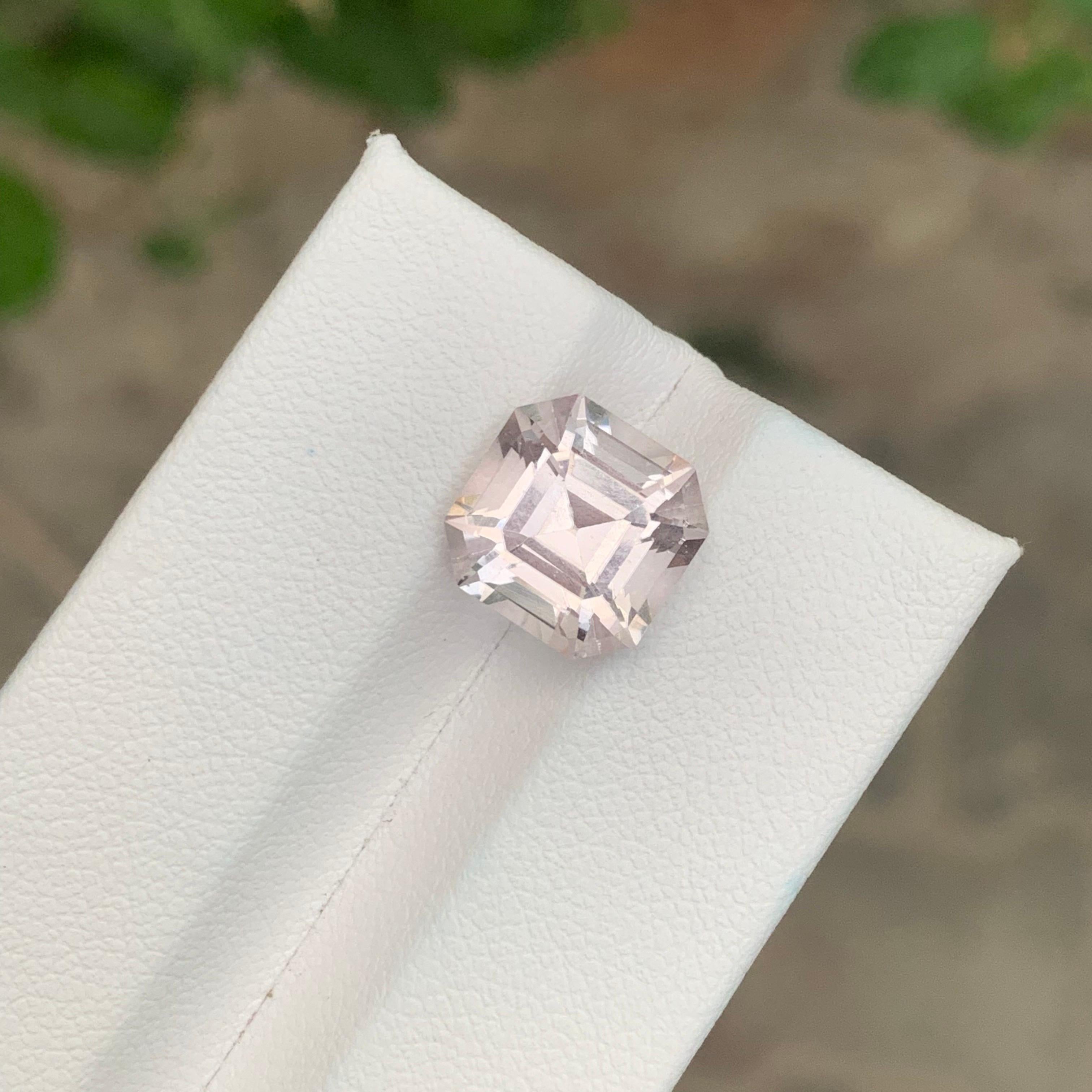 5.30 Carat Natural Loose Morganite Square Shape Gemstone For Sale 5