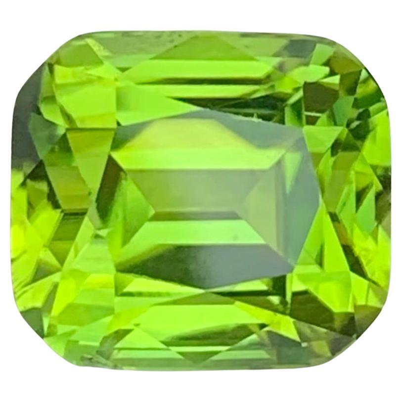 5.30 Karat natürlicher loser Peridot Cushion Shape Edelstein