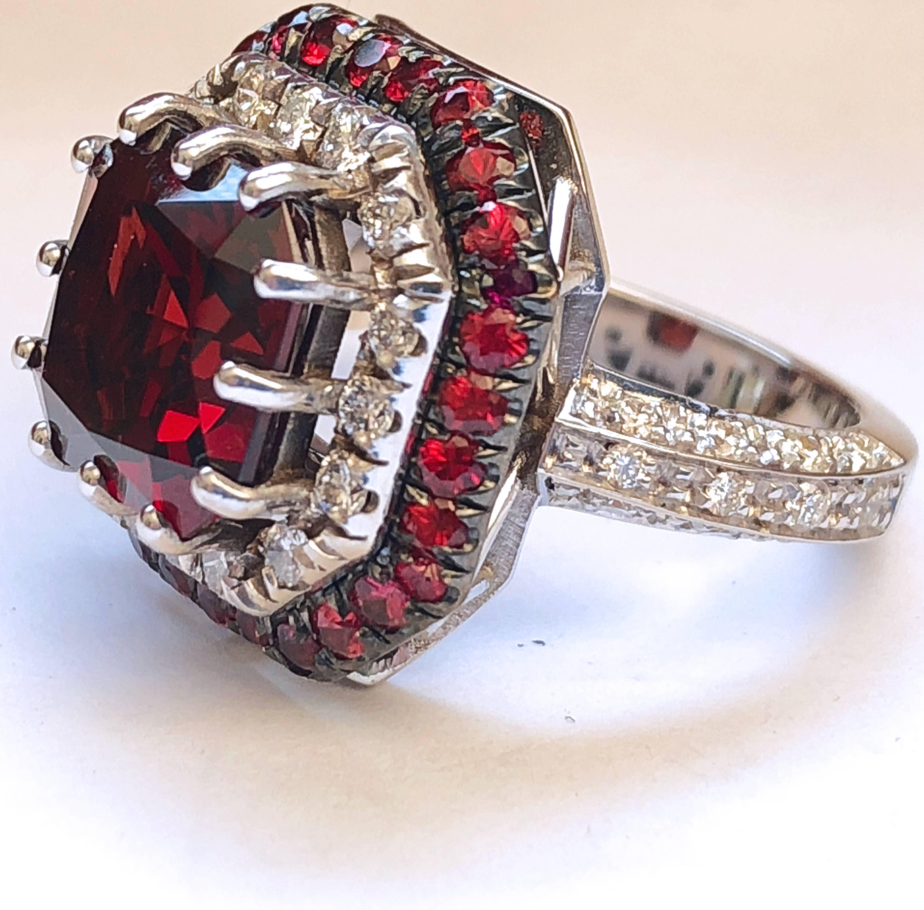 Contemporary Berca 5.30 Kt Natural Red Spessartine Ruby White Diamond Setting Cocktail Ring