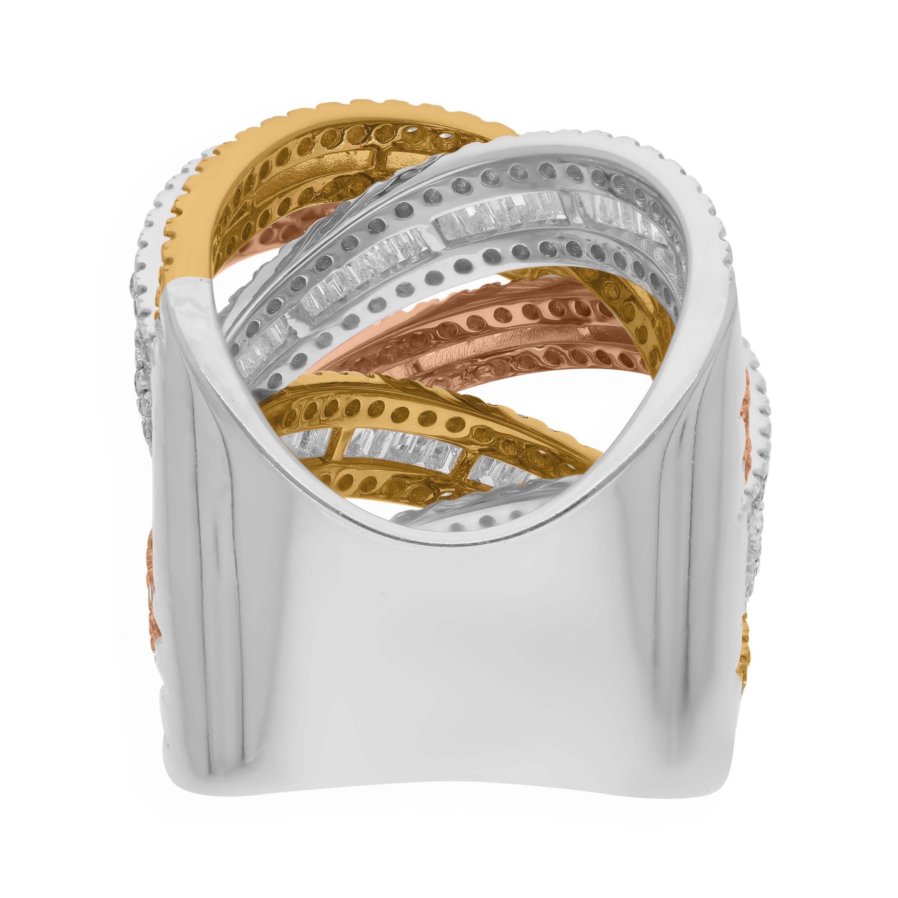 Taille baguette Bague enveloppante en or jaune et blanc 18 carats avec diamants ronds baguettes SI/H de 5,30 carats en vente