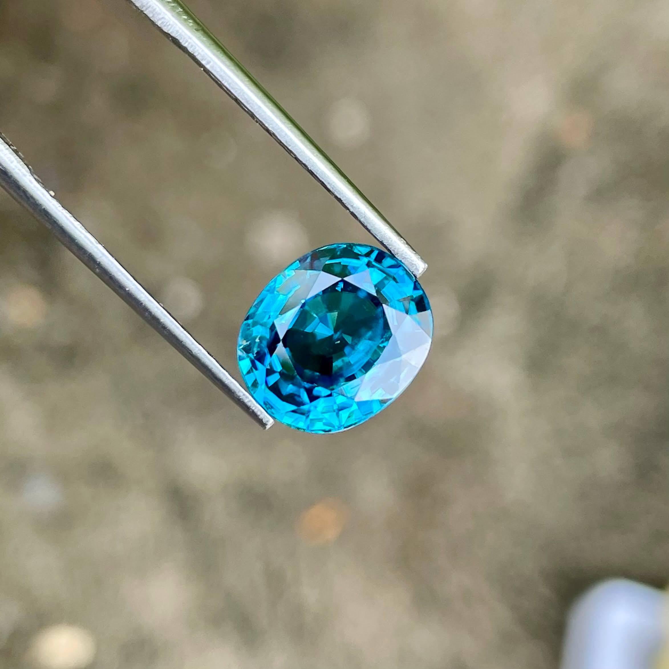 Women's or Men's 5.30 carats Blue Zircon Stone Oval Cut Natural Cambodian Gemstone For Sale