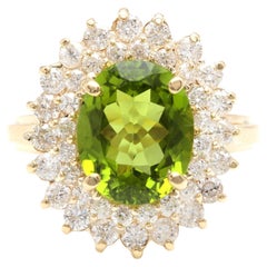 5,30 Karat Beeindruckender natürlicher Peridot und Diamant 14K Gelbgold Ring