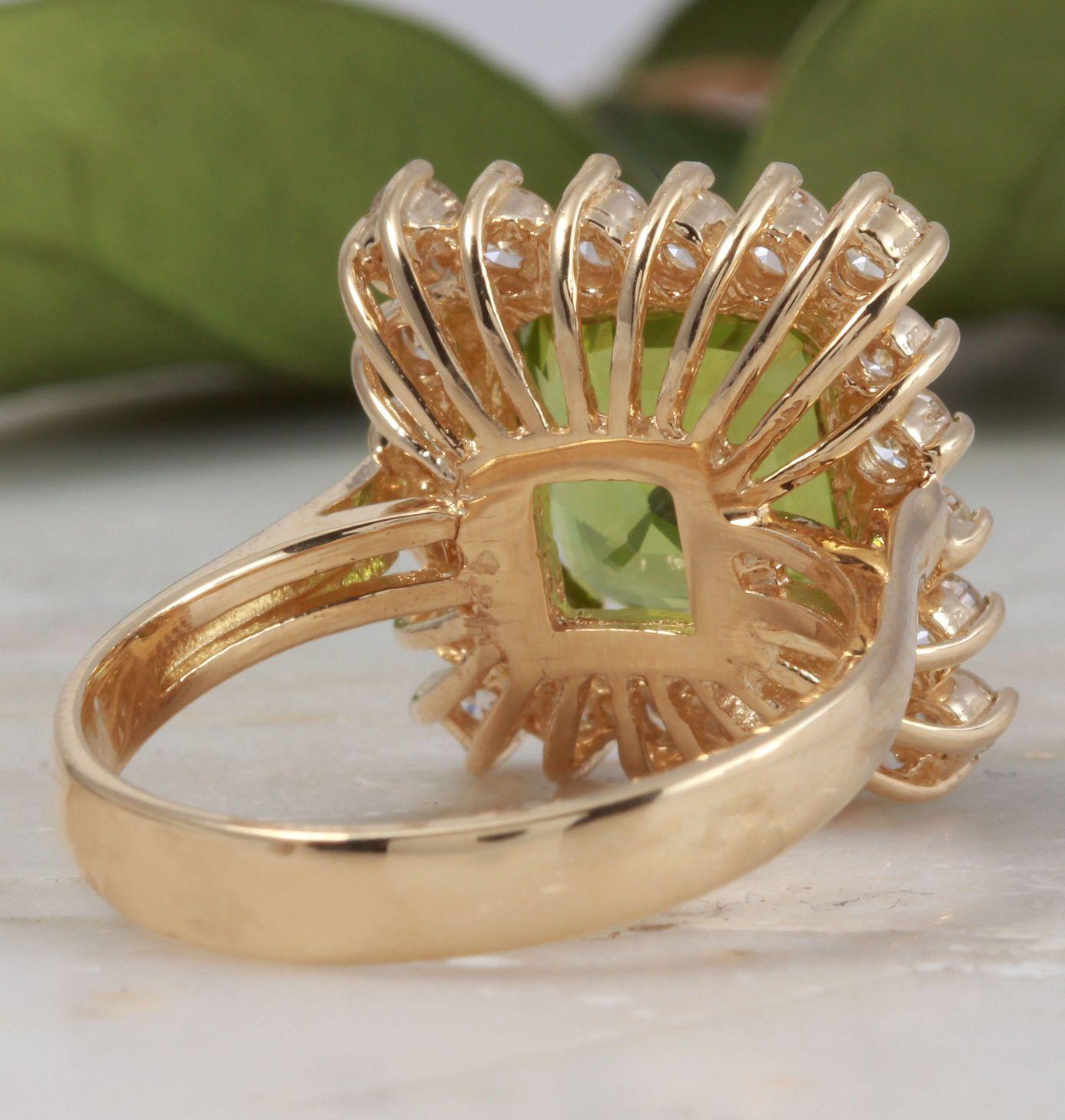 Women's 5.30 Carat Natural Very Nice Looking Peridot and Diamond 14K Solid Gold Ring For Sale