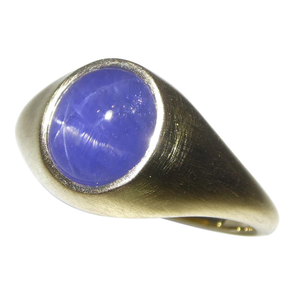 Cabochon Anello con zaffiro blu da 5,30 carati in oro giallo 14 ct. in vendita