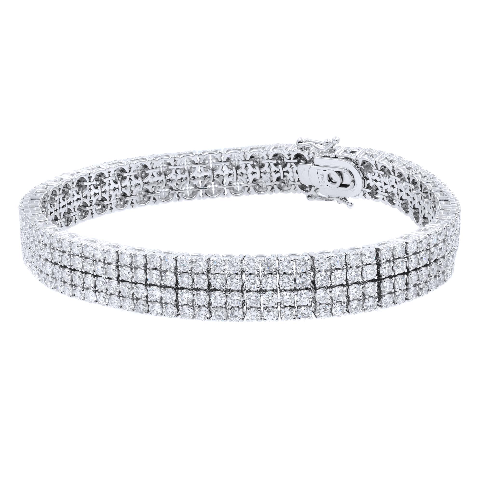 5.30 Carat Four-Row Diamond Pave Ladies Bracelet 18 Karat White Gold In Excellent Condition In New York, NY