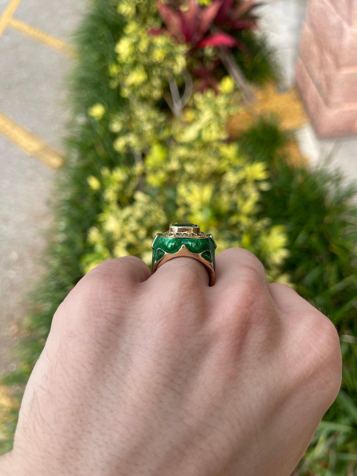 Modern 5.30tcw 18K Colombian Emerald & Green Diamond Enamel Men's Ring For Sale