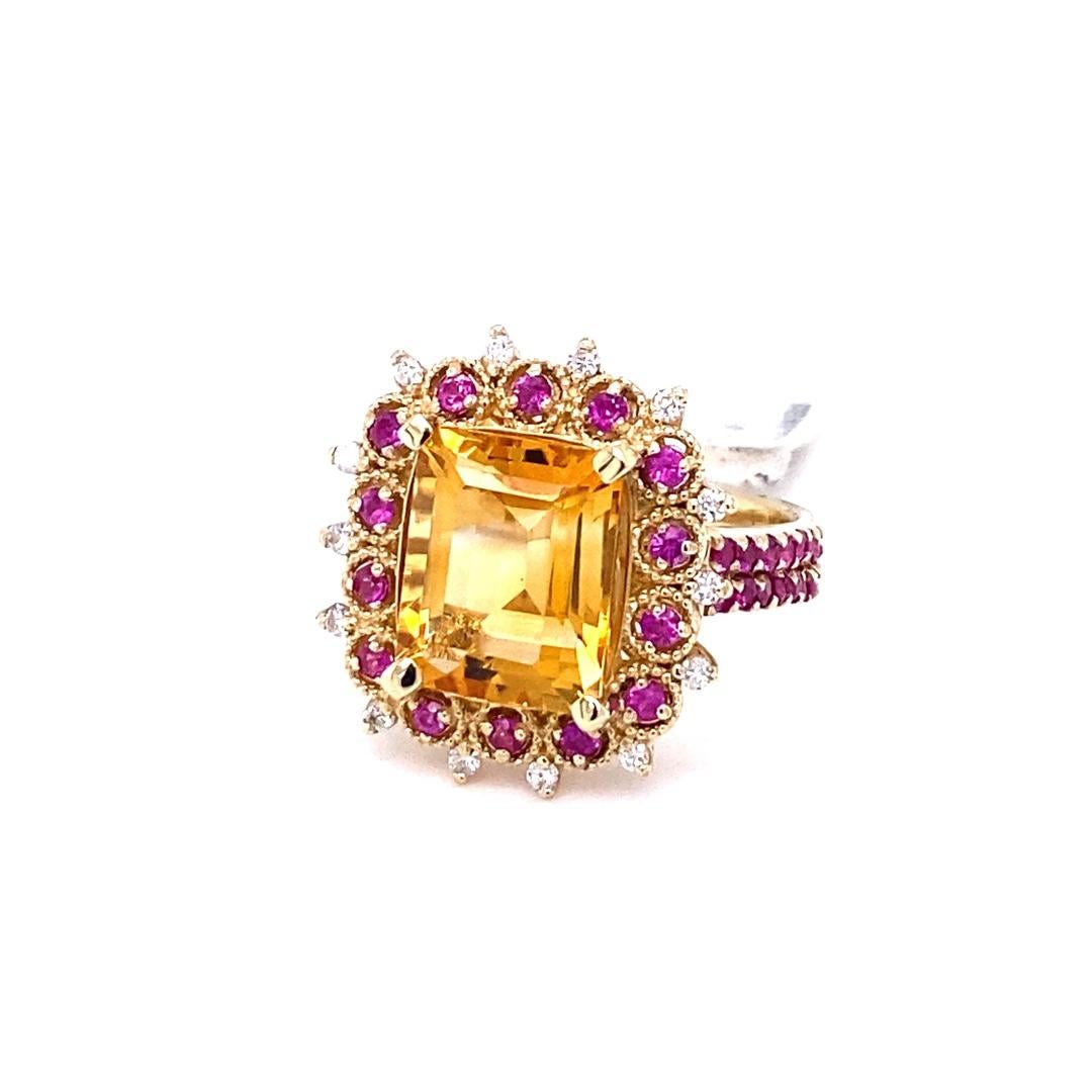 Contemporain Bague de fiançailles en or jaune avec diamants, saphirs et citrine de 5,31 carats en vente