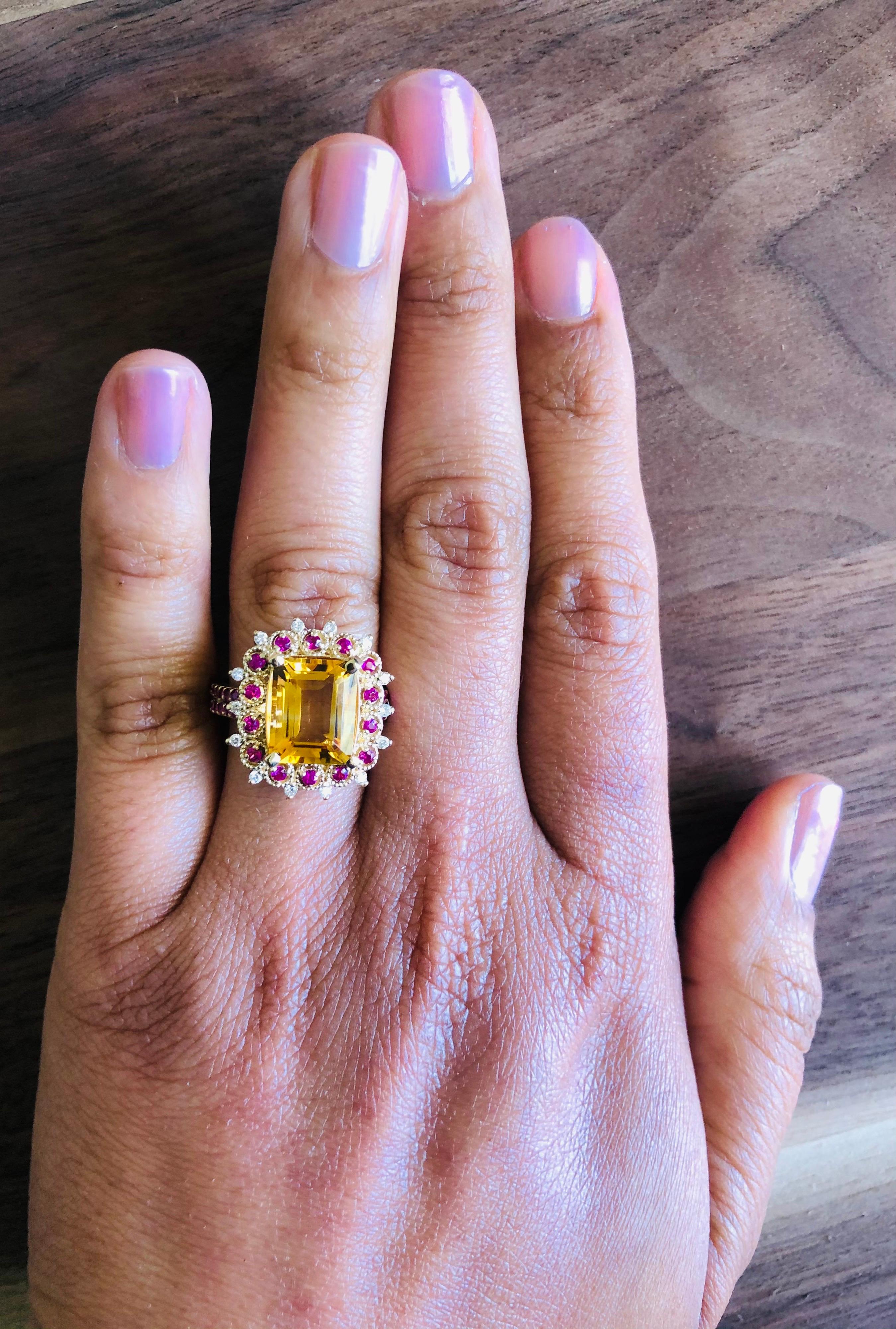 Bague de fiançailles en or jaune avec diamants, saphirs et citrine de 5,31 carats Neuf - En vente à Los Angeles, CA