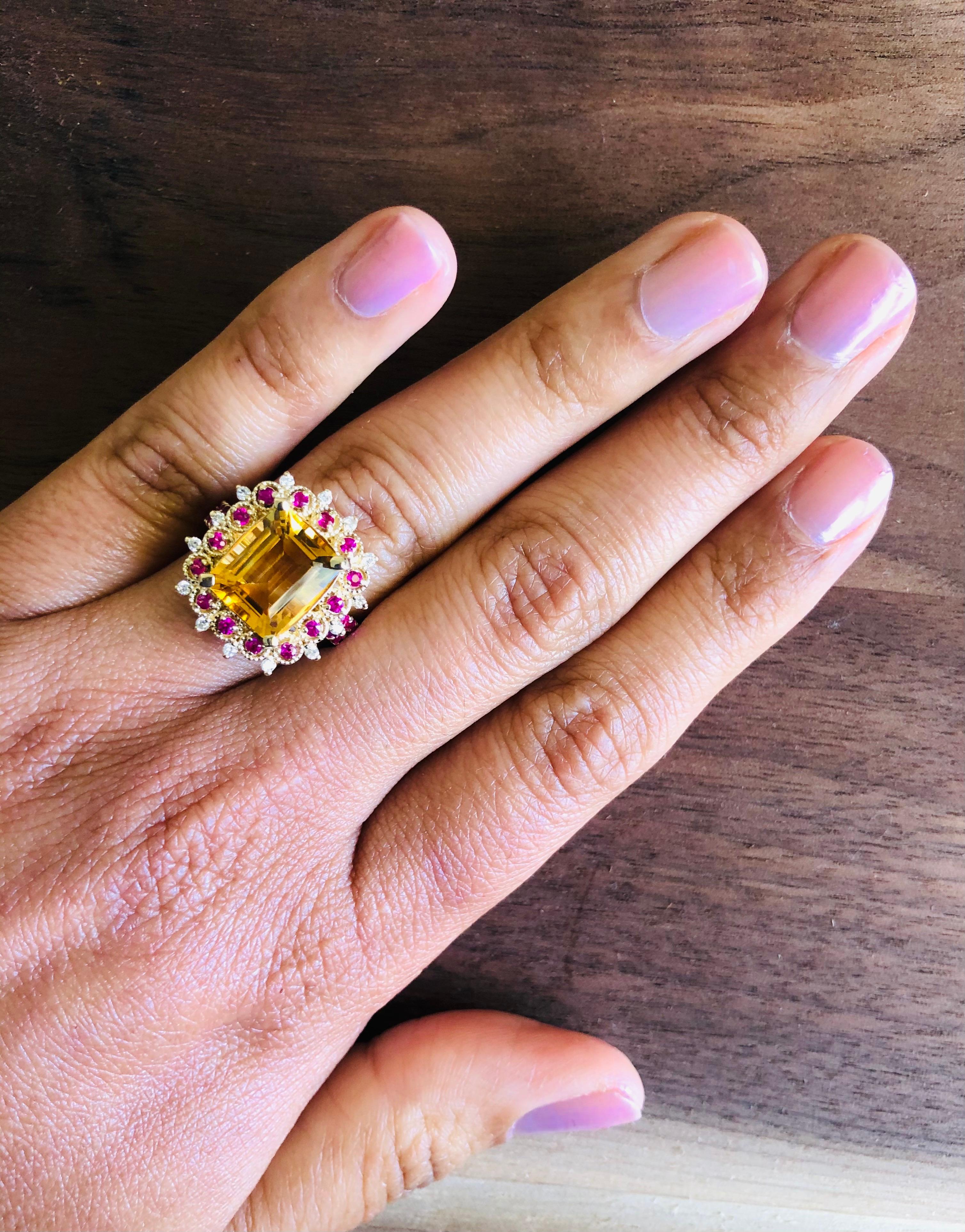 Bague de fiançailles en or jaune avec diamants, saphirs et citrine de 5,31 carats Pour femmes en vente