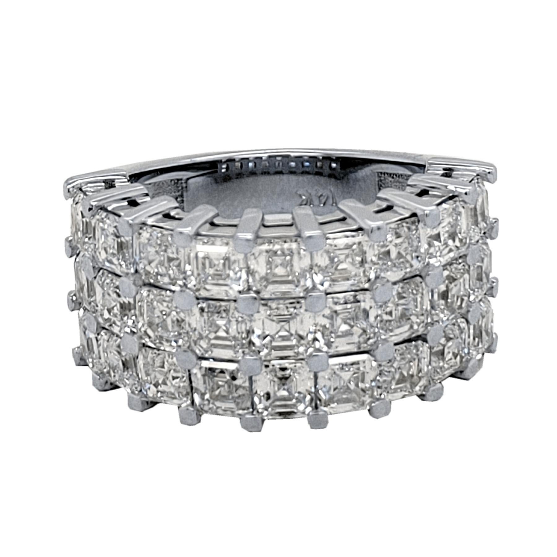 Women's 5.31 Ct 3 Row Asscher Cut 'Square Emerald Cut' Diamond Anniversary Ring For Sale